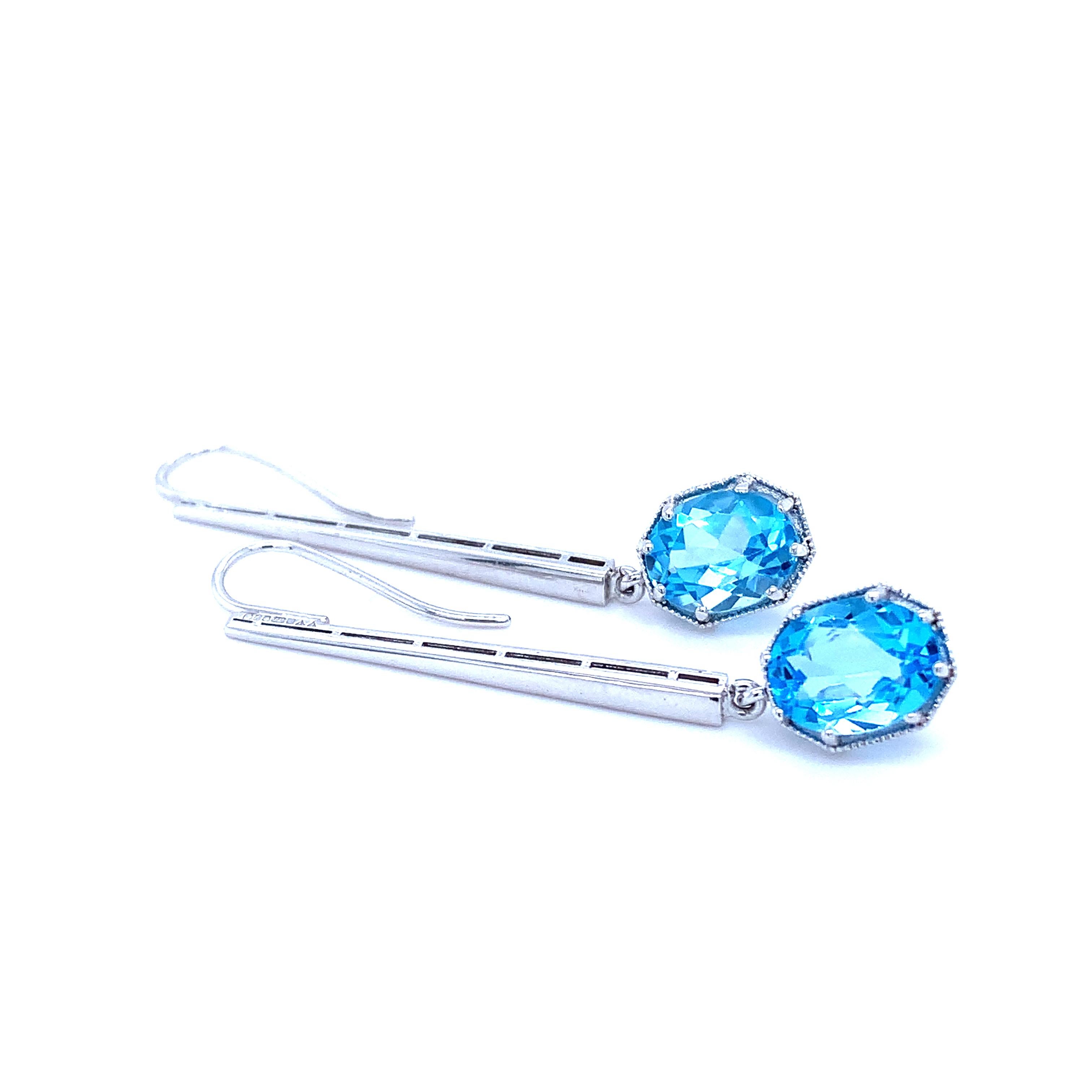 Topaz art deco drop earrings 18k white gold In New Condition For Sale In London, GB