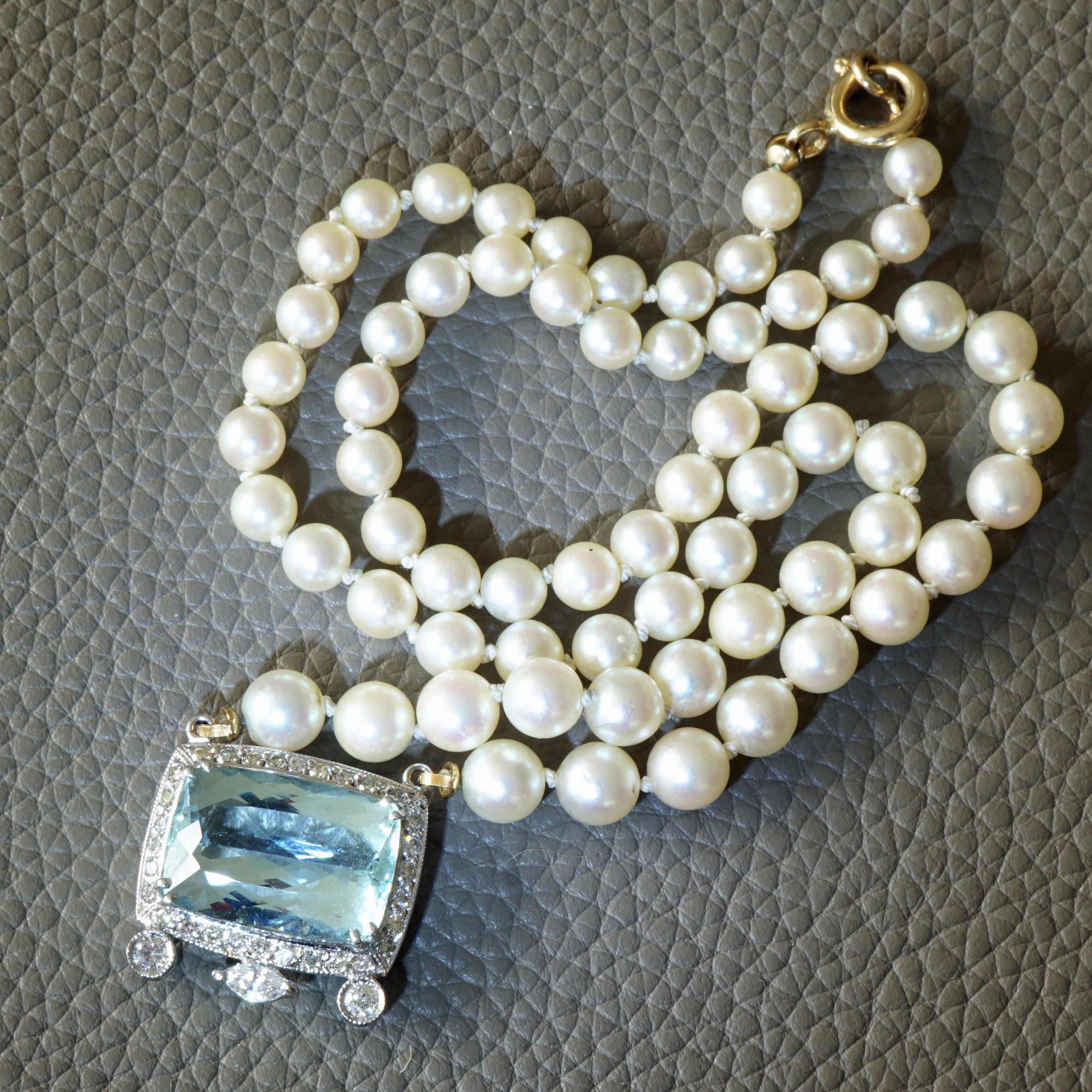 Topaz Brilliant Diamond Navette Necklace White Gold fine Akoya Pearls 4