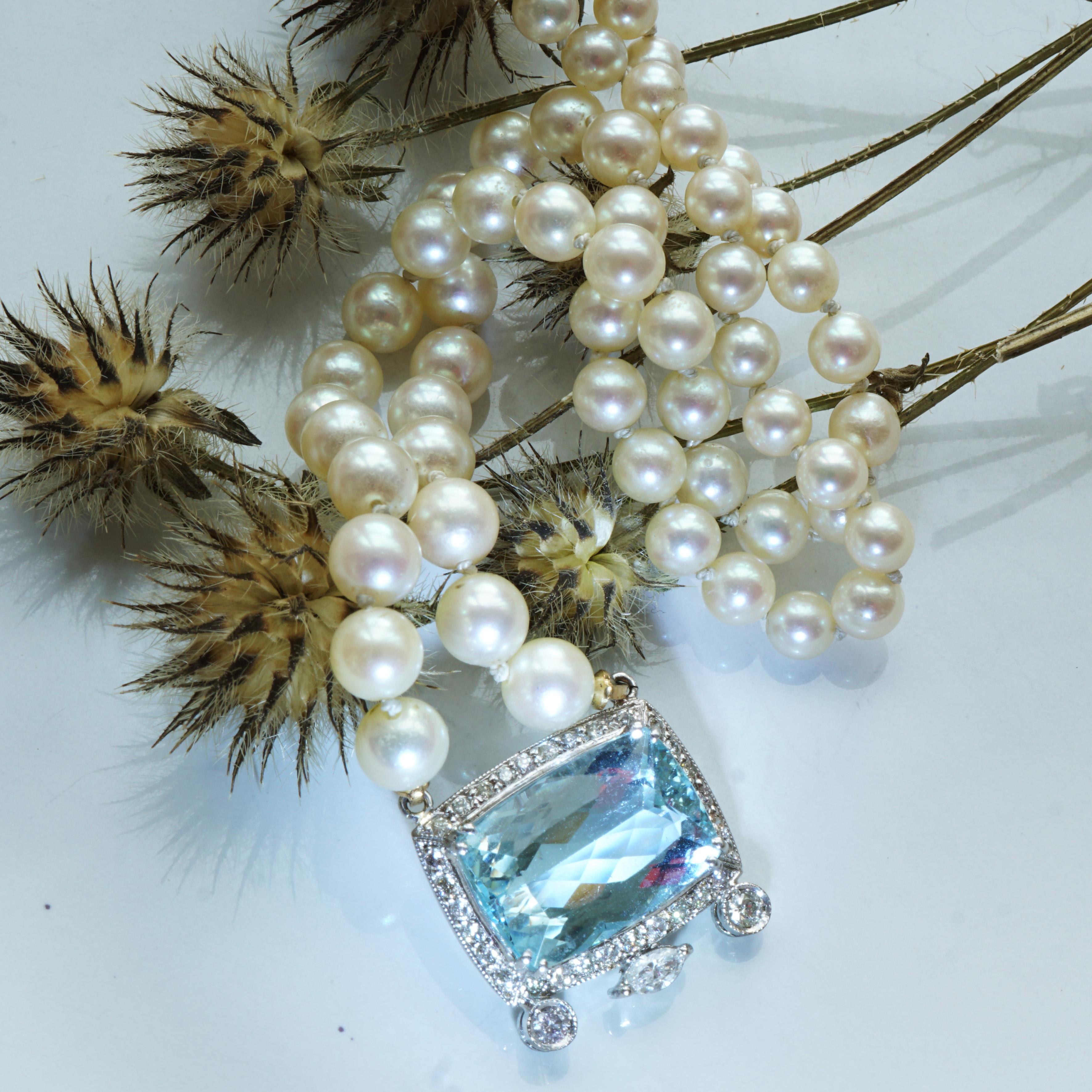 Topaz Brilliant Diamond Navette Necklace White Gold fine Akoya Pearls 1