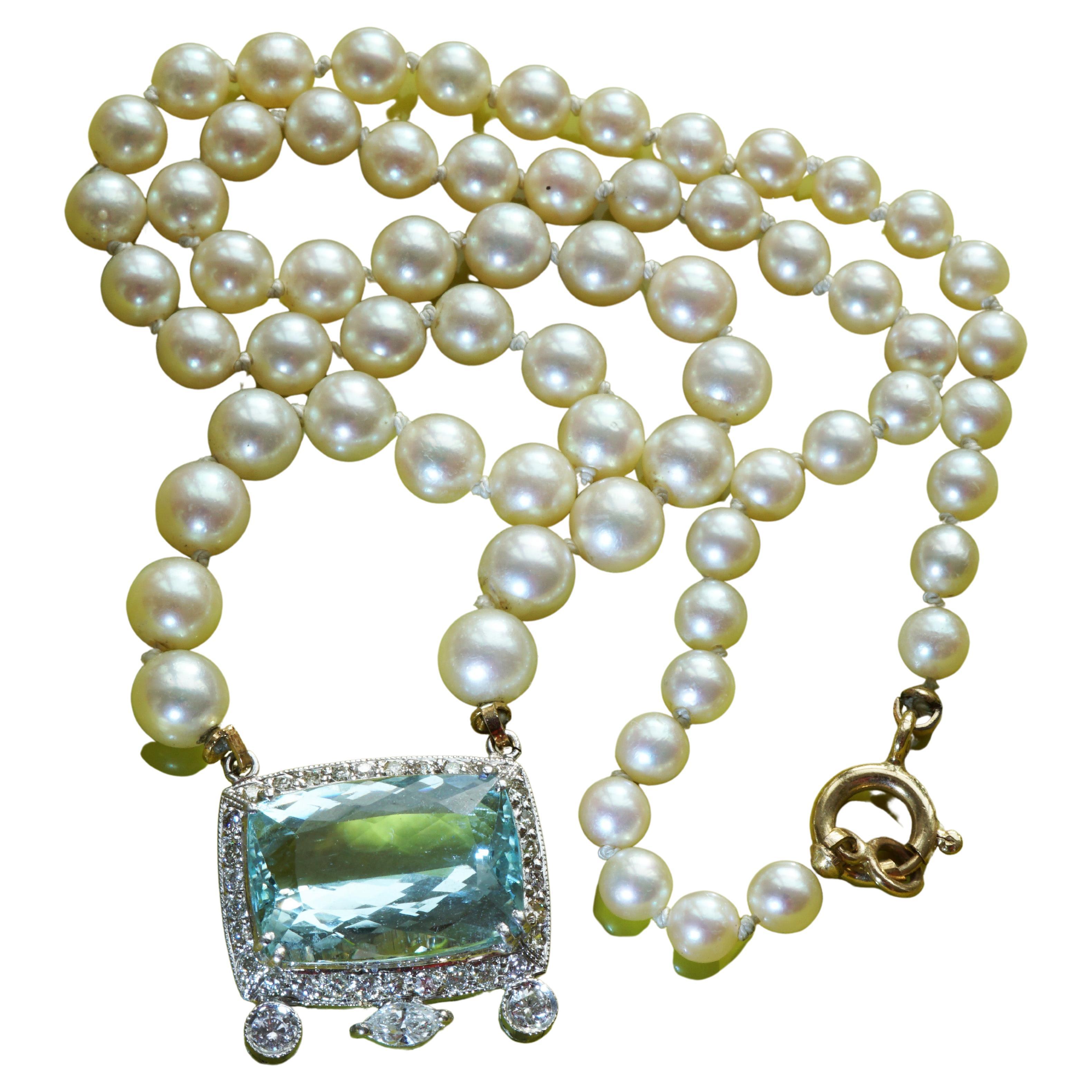 Topaz Brilliant Diamond Navette Necklace White Gold fine Akoya Pearls