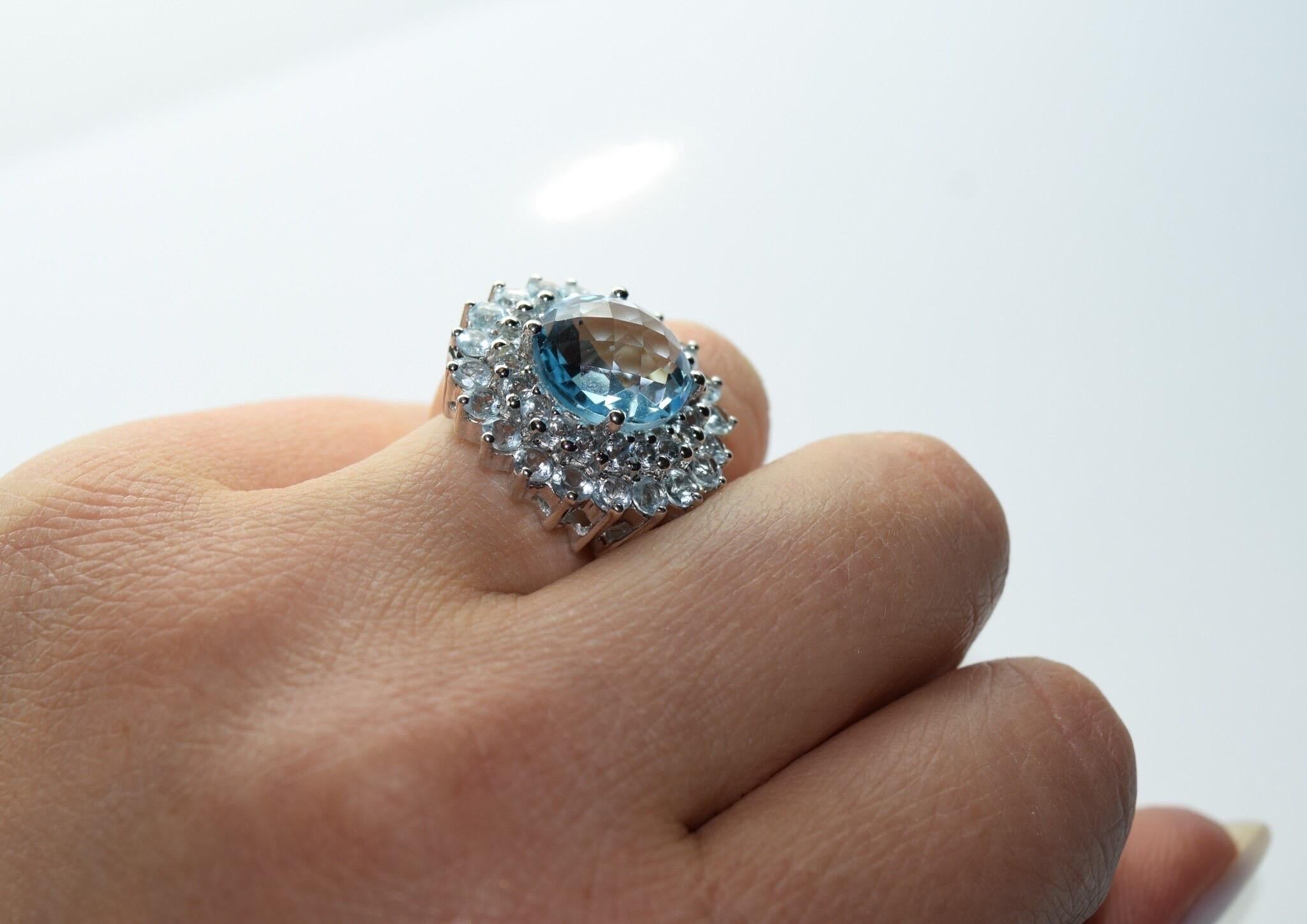 da uomo o donna Anello cocktail in topazio Anello floreale in oro bianco 18KT in vendita