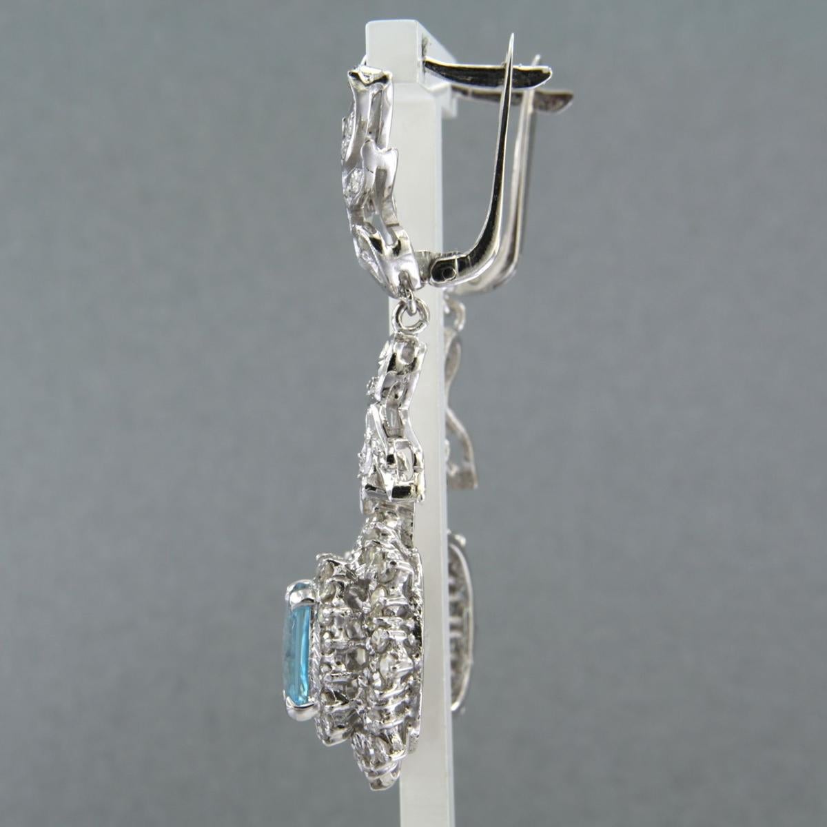 Topaz Diamond Gold Chandelier Earrings In Good Condition For Sale In The Hague, ZH
