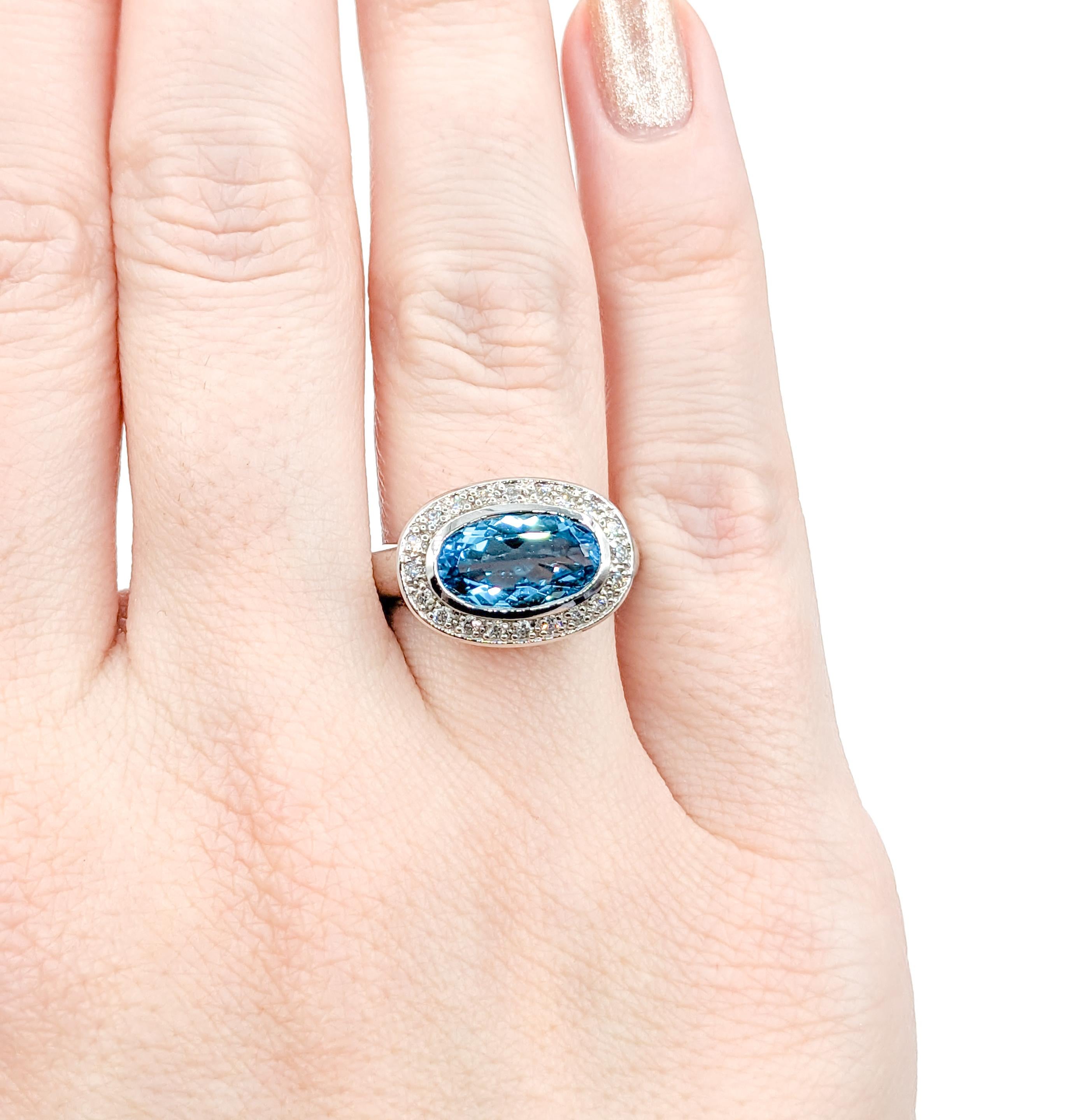 Topaz & Diamond Halo Ring in White Gold In Excellent Condition For Sale In Bloomington, MN