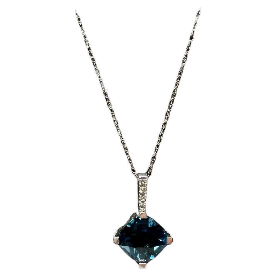 Topaz 
Diamond Necklace in 10kt White Gold – London Blue, 18in, New