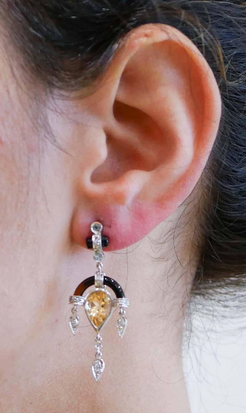 Topaz, Diamonds, Onyx, Platinum Earrings. In Good Condition For Sale In Marcianise, Marcianise (CE)
