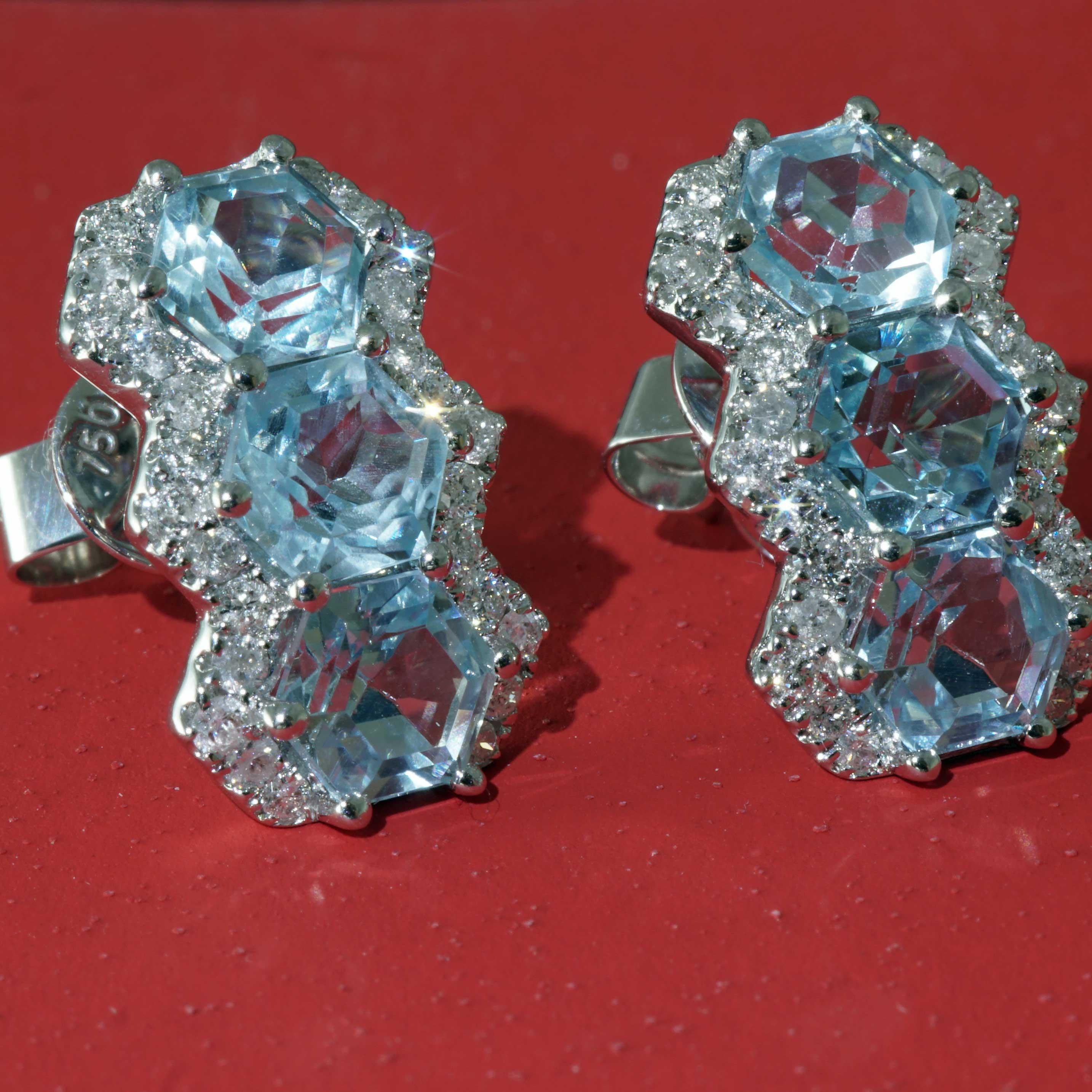Women's or Men's Topaz Earrings Diamonds 3.60 ct 0.50 ct brandnew hexagonal Cut sky-blue Color For Sale