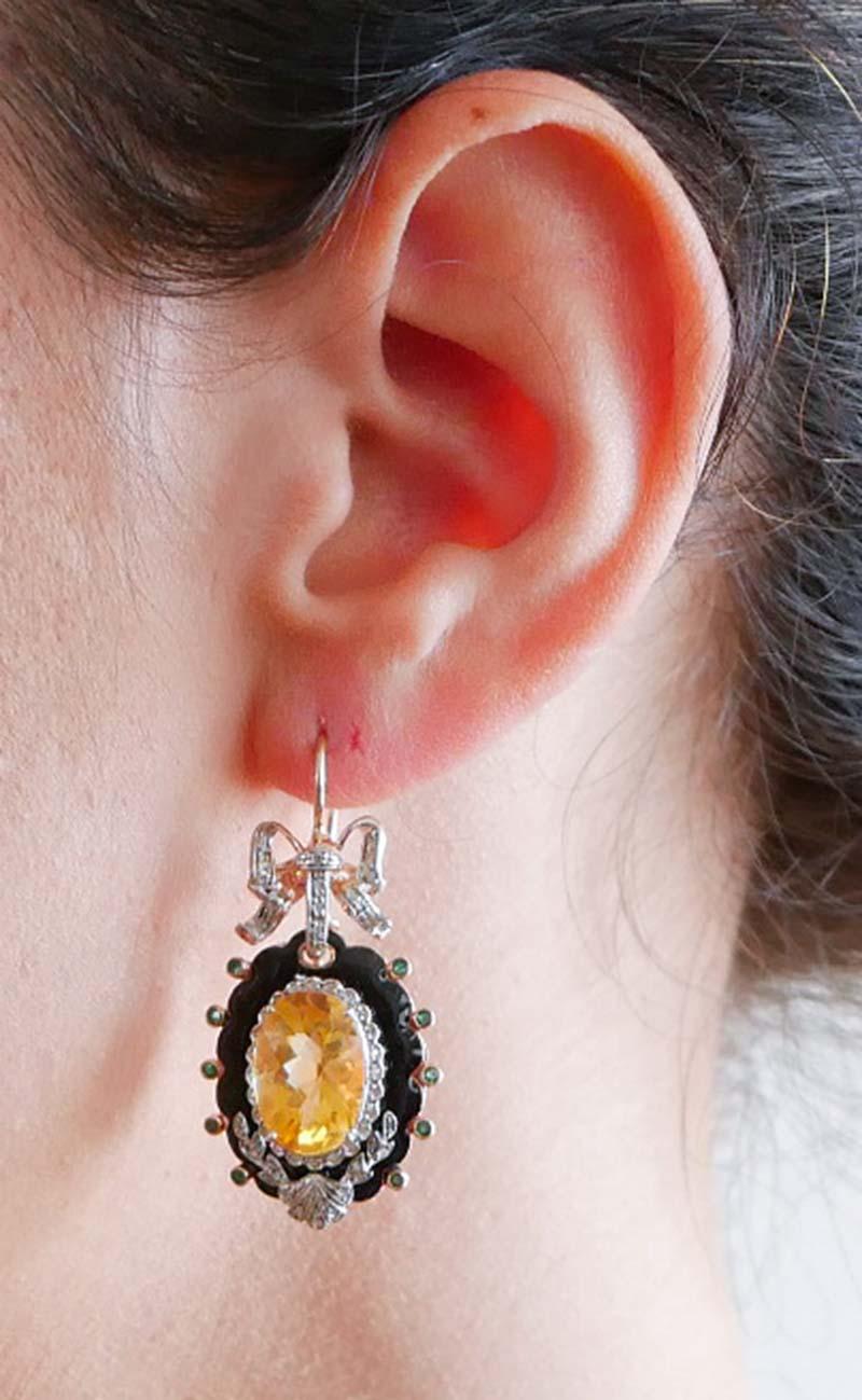 Pendientes Colgantes de Topacio, Esmeraldas, Diamantes, Esmalte, Oro Rosa de 14 Kt y Plata. en Bueno estado para la venta en Marcianise, Marcianise (CE)