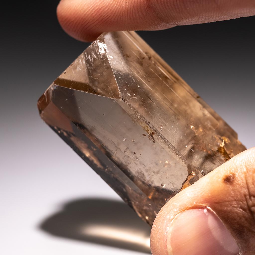 Topaz from Shigar Valley, Skardu, Baltistan, Gilgit-Baltistan, Pakistan (60.3 gr In New Condition For Sale In New York, NY
