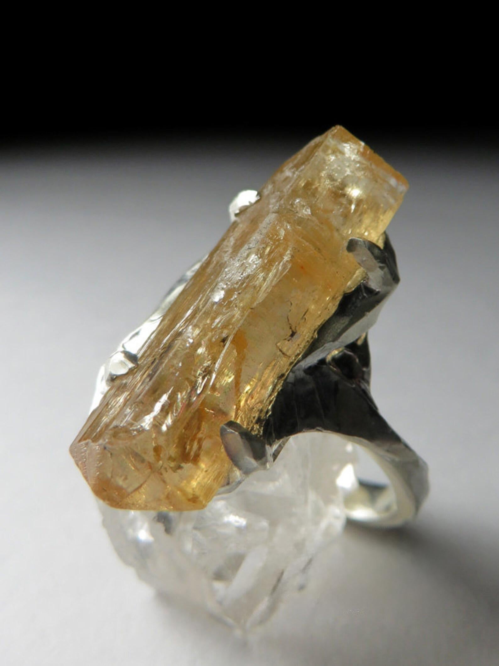 Artigiano Anello d'argento Topazio Imperiale Grande Gemma di Cristallo Giallo Topazio Naturale in vendita