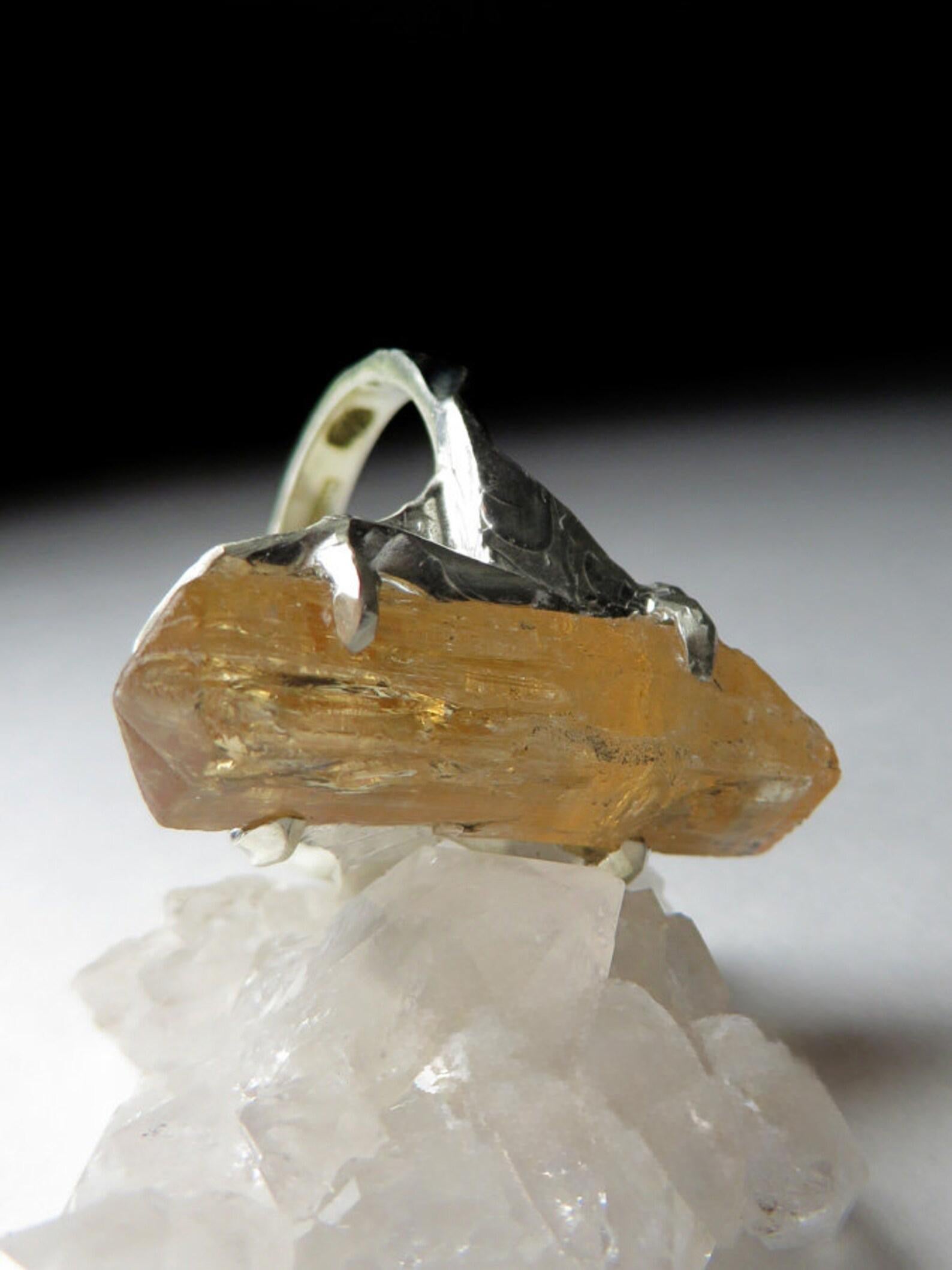 Anello d'argento Topazio Imperiale Grande Gemma di Cristallo Giallo Topazio Naturale in vendita 3