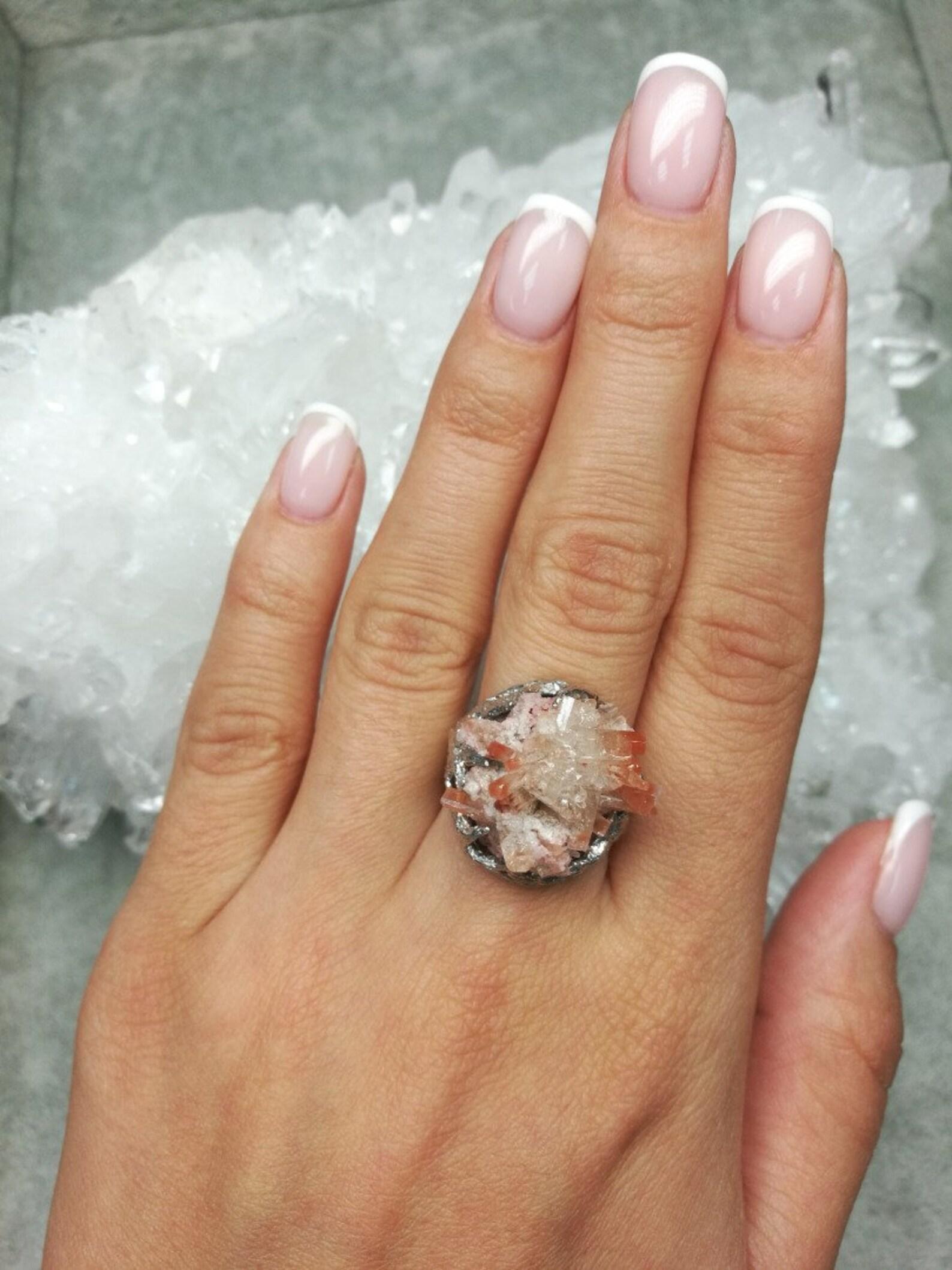 Grezzo Anello di topazio in argento Cluster di cristallo grezzo regalo unico Pietra natale del Sagittario in vendita