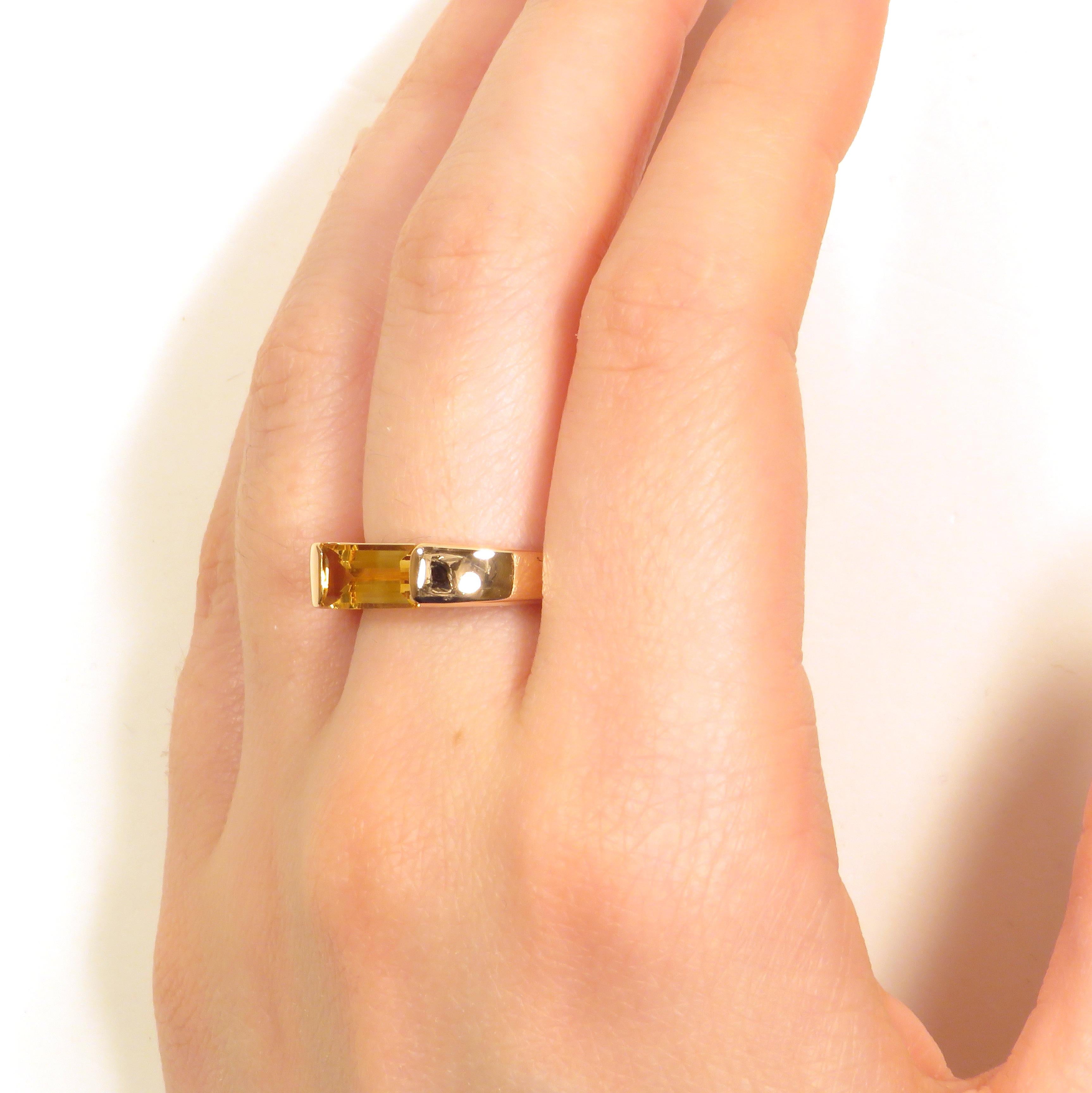 Modern Topaz Rose Gold Band Ring Handcrafted in Italy by Botta Gioielli