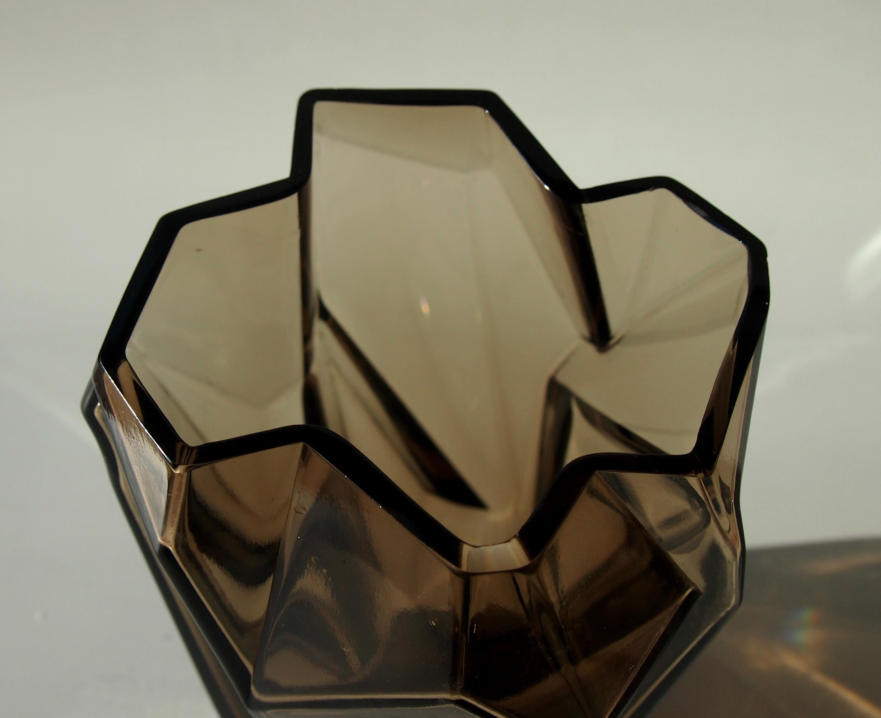Topaz Ruba Rombic Art Deco Cubist Glass Vase Made by Consolidated In Good Condition In Worcester Park, GB