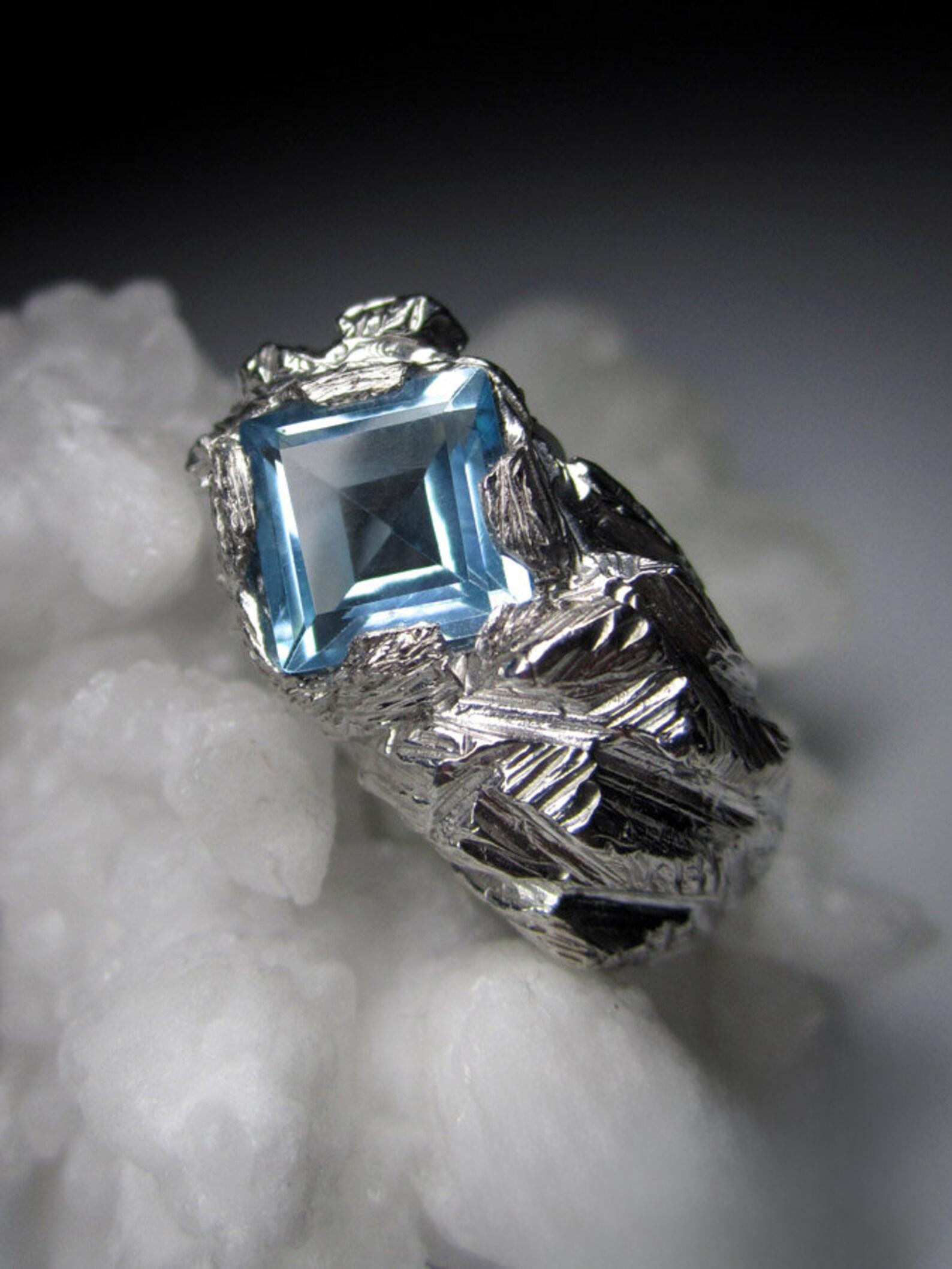 Topaz Silver Ring Mens Natural Sky Blue Square Shaped Chunky Gemstone (bague en argent pour homme) en vente 5