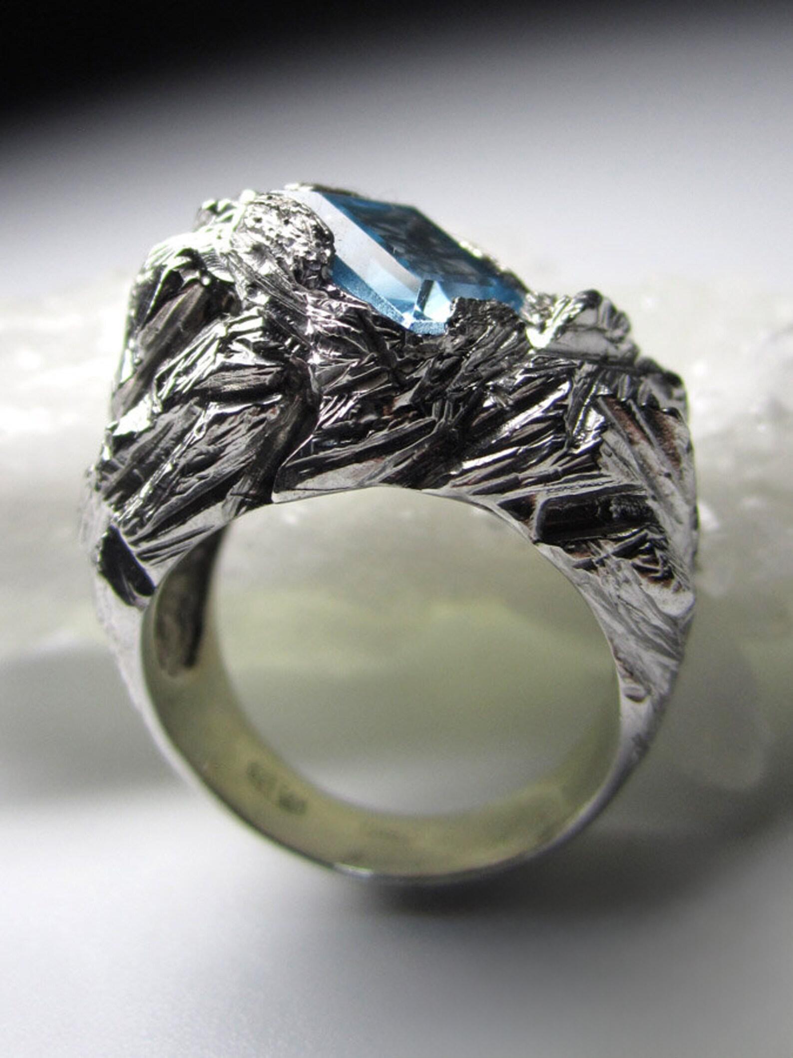Topaz Silver Ring Mens Natural Sky Blue Square Shaped Chunky Gemstone (bague en argent pour homme) en vente 1