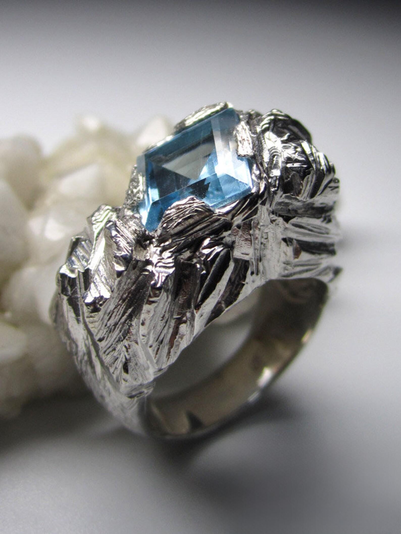 Topaz Silver Ring Mens Natural Sky Blue Square Shaped Chunky Gemstone (bague en argent pour homme) en vente 2