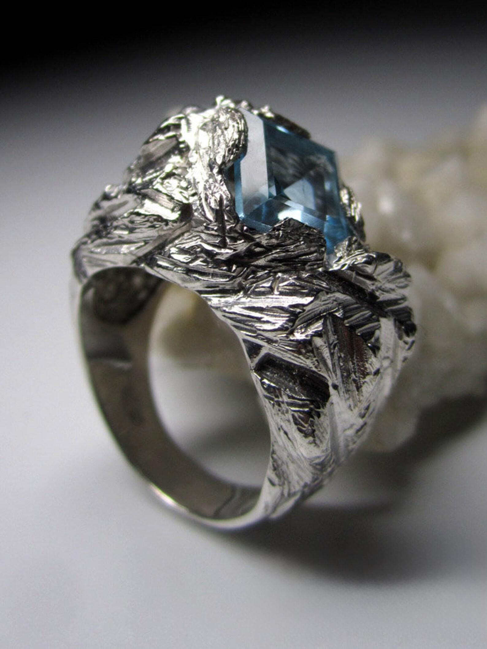 Topaz Silver Ring Mens Natural Sky Blue Square Shaped Chunky Gemstone (bague en argent pour homme) en vente 3
