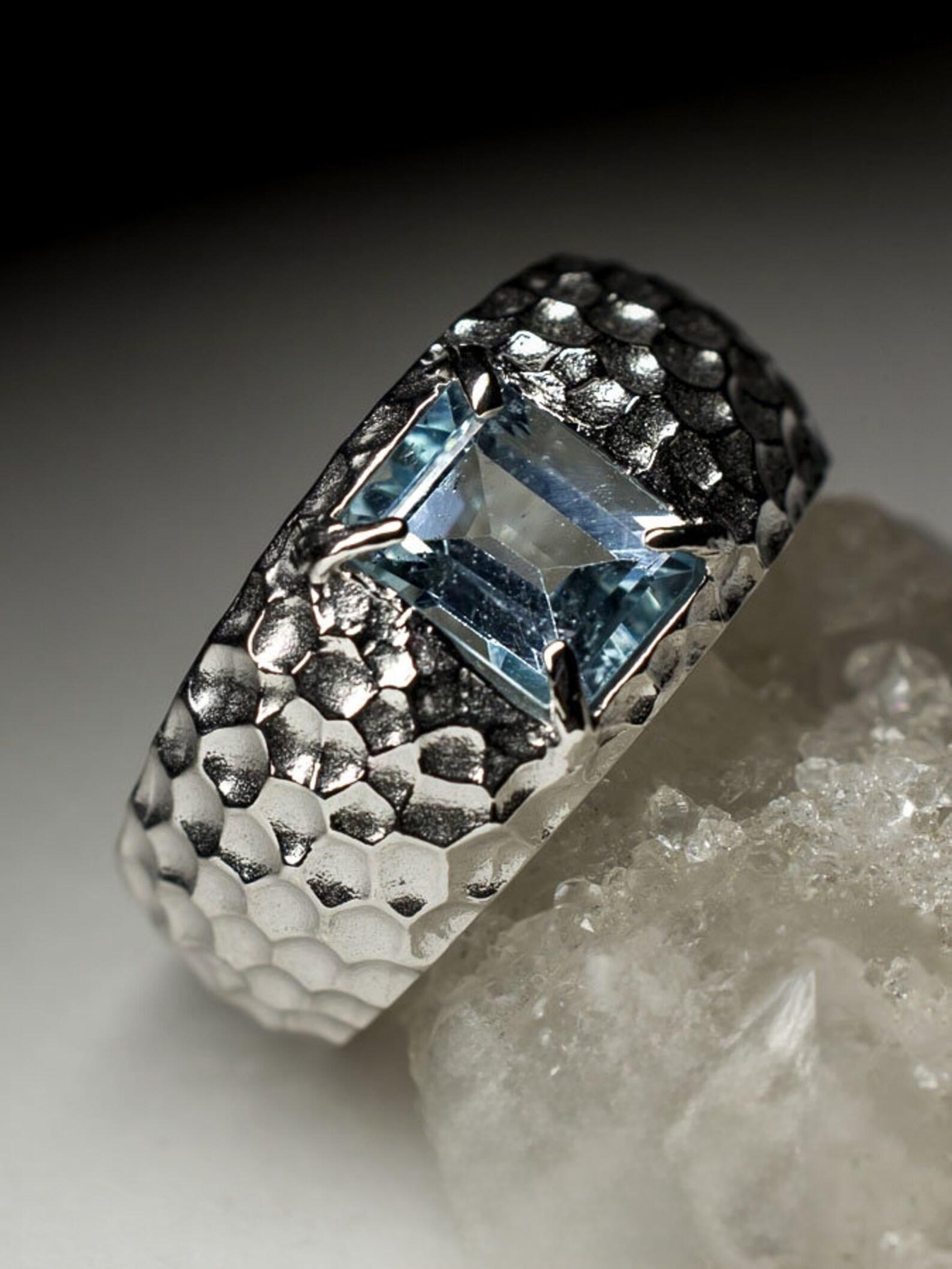 Topaz Silver Ring Natural Blue Eye Clean Octagon Cut Brazilian Gemstone  For Sale 2