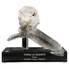 Topaze et quartz de Dassu, vallée de la Braldu, district de Skardu, Baltistan Pakistan