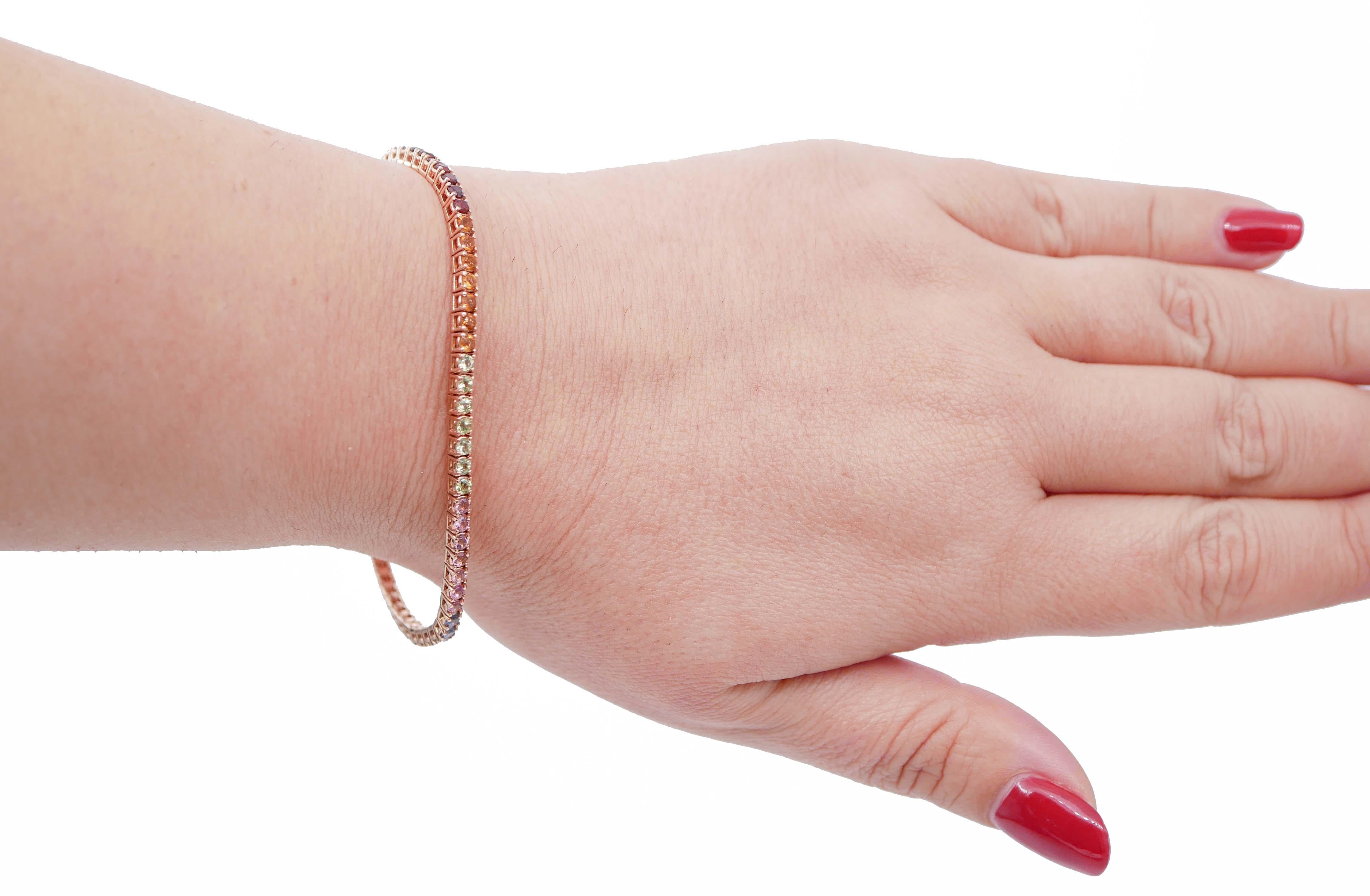 Taglio rotondo Topazi, ametiste verdi, tormalina, iolite, granati, bracciale tennis in oro rosa