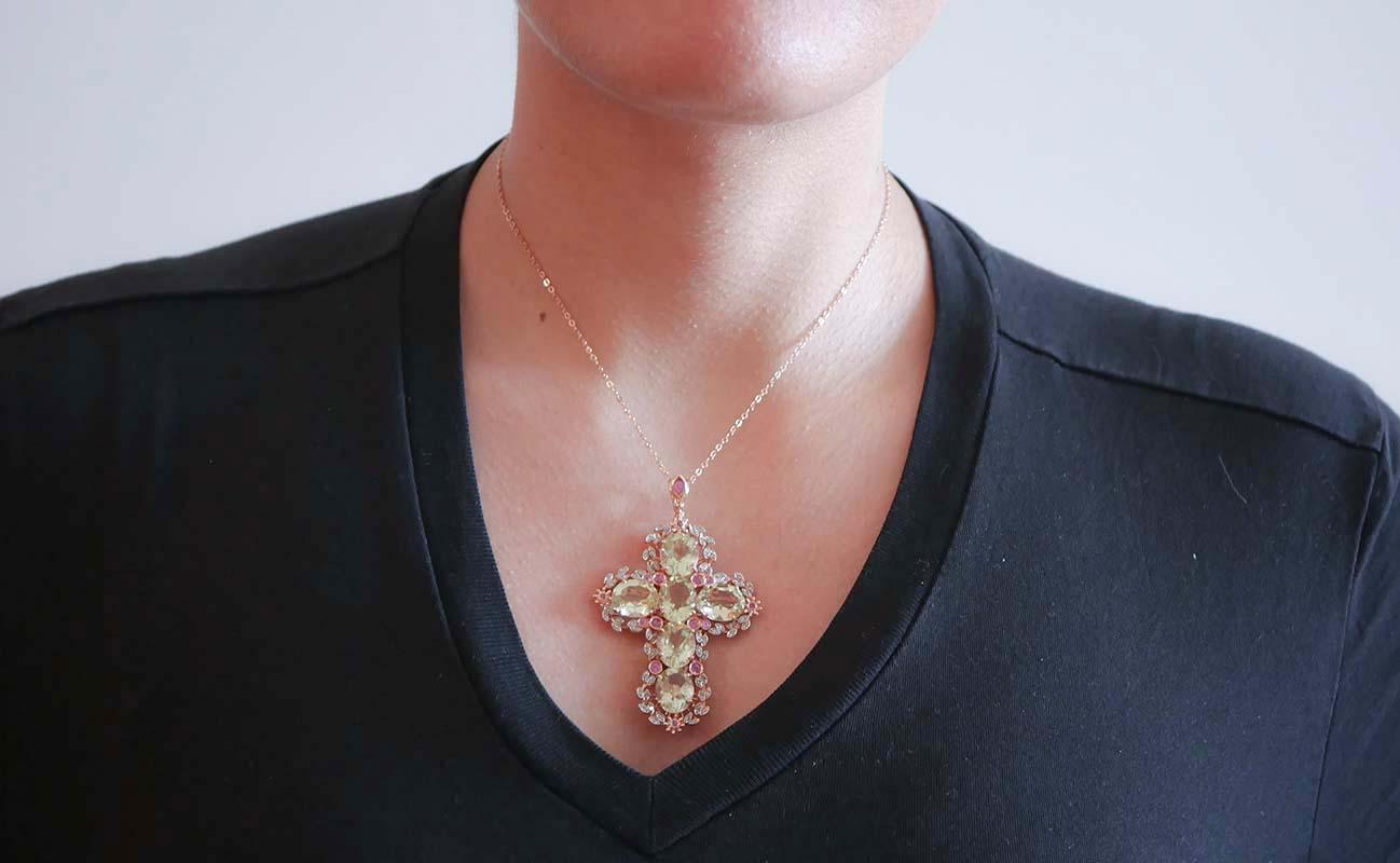 Topazs, Rubies, Diamonds, Rose Gold and Silver Cross  Pendant Necklace. In Good Condition In Marcianise, Marcianise (CE)