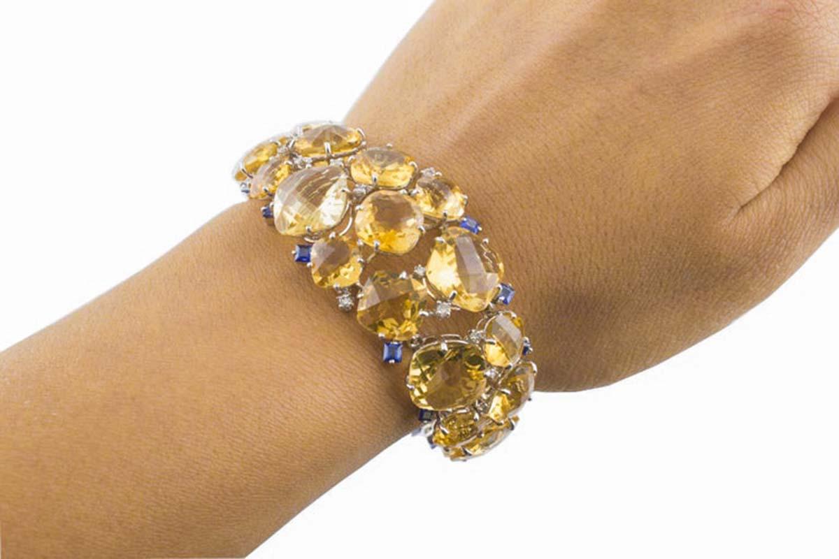 Topase, Saphire, Diamanten, Retrò-Armband aus 14 Karat Weißgold. im Zustand „Gut“ im Angebot in Marcianise, Marcianise (CE)