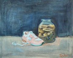 Cetrioli, scarpe da ginnastica, natura morta in stile Pop Art, olio su tela, 2025