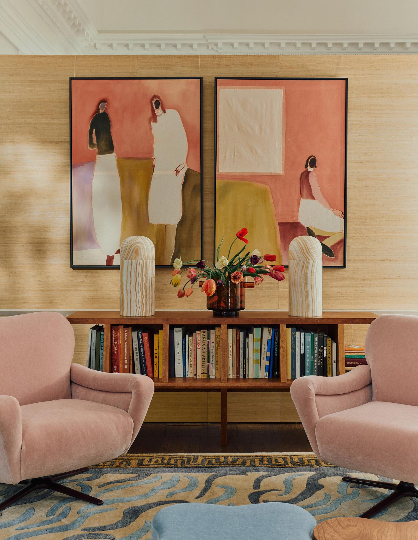 XXI secolo e contemporaneo Sedia Topi in Mohair Marci in Hibiscus di Sister by Studio A Ashby in vendita