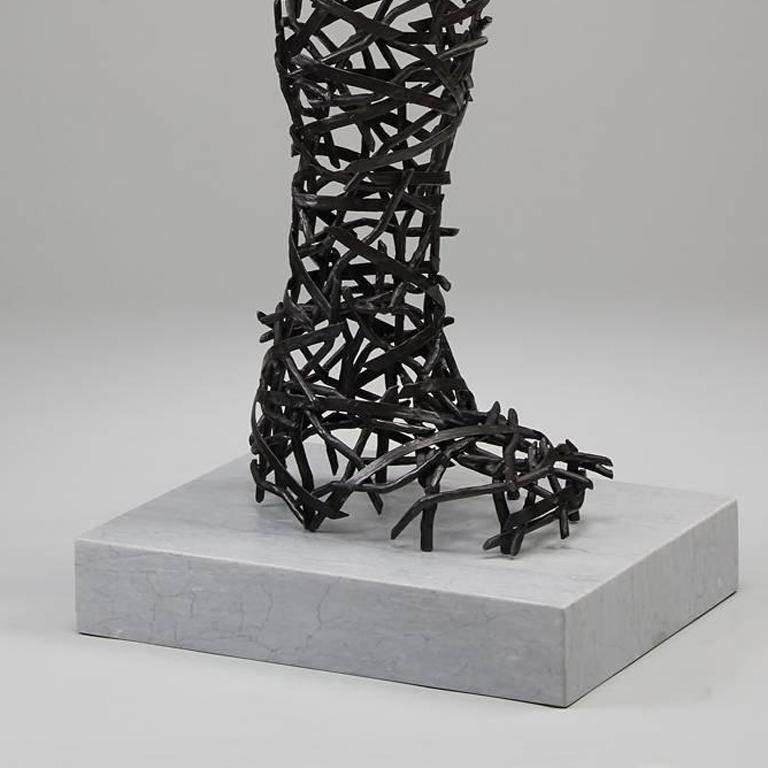 A Woven Nest - Gray Figurative Sculpture by Tor Archer