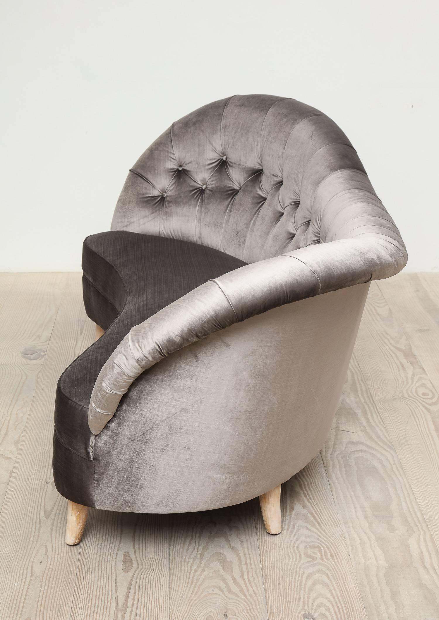 Tor Wolfenstein, organisches Sofa, ca. 1940, Herkunft: Schweden im Angebot 1