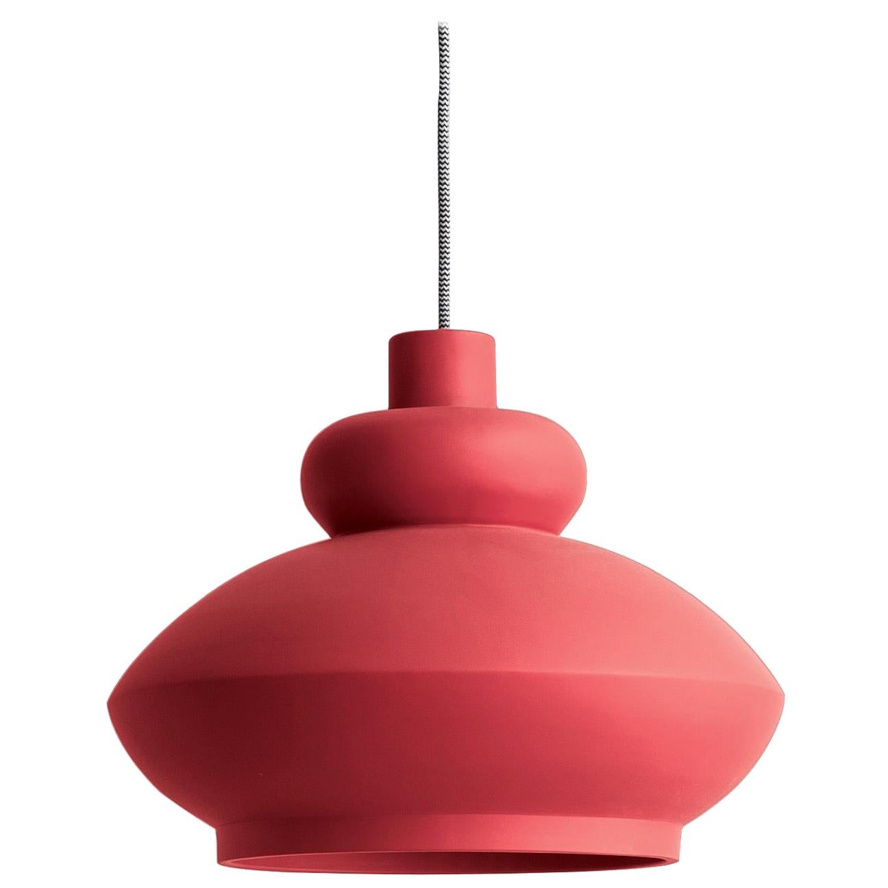 En vente : Pink (Ceramic Coral Pink) Lampe suspendue Tora en céramique, par Paolo Cappello
