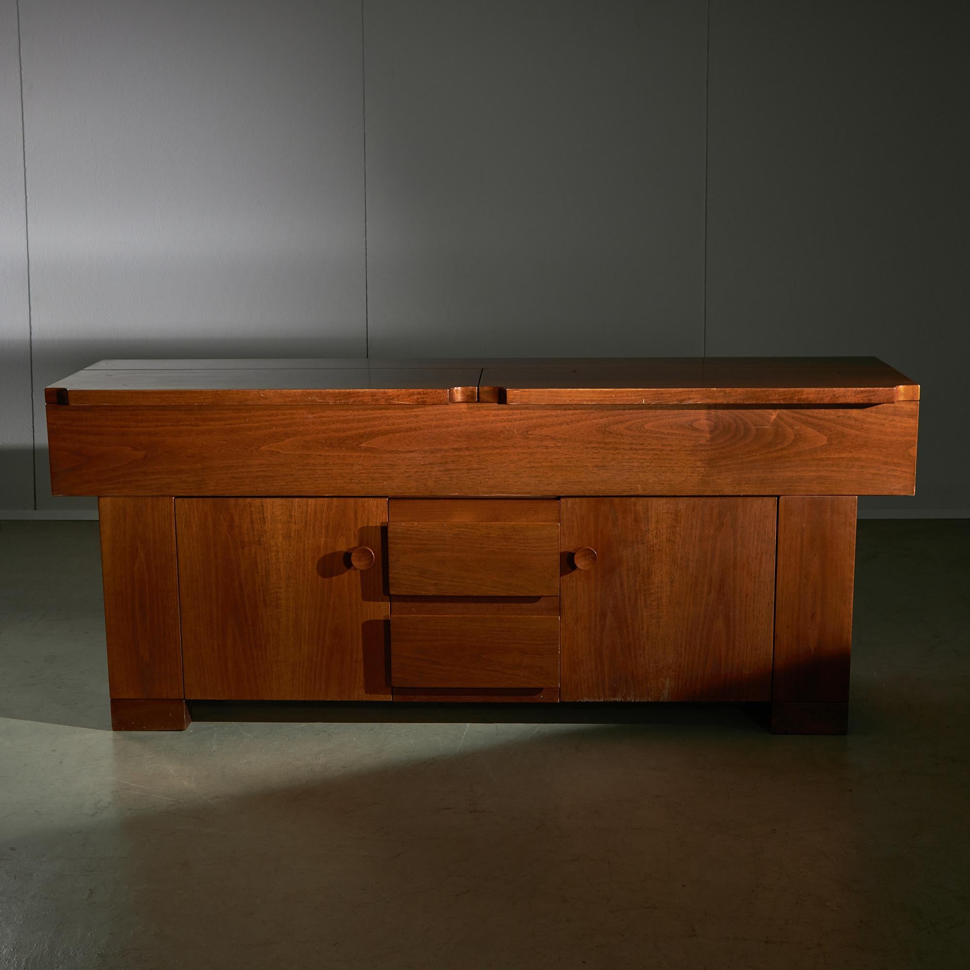Mid-Century moderno Credenza Torbecchia di Giovanni Michelucci per Poltronova, 1964
