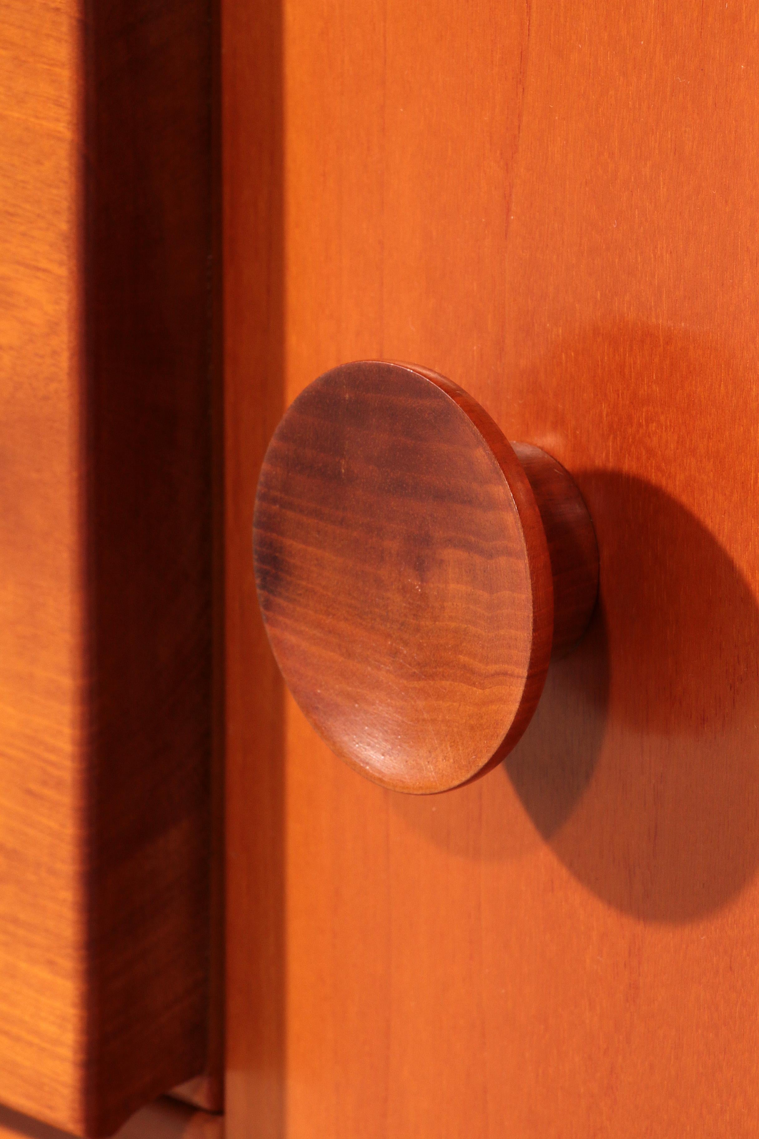 Credenza Torbecchia in noce di Giovanni Michelucci per Poltronova, 1964 in vendita 6