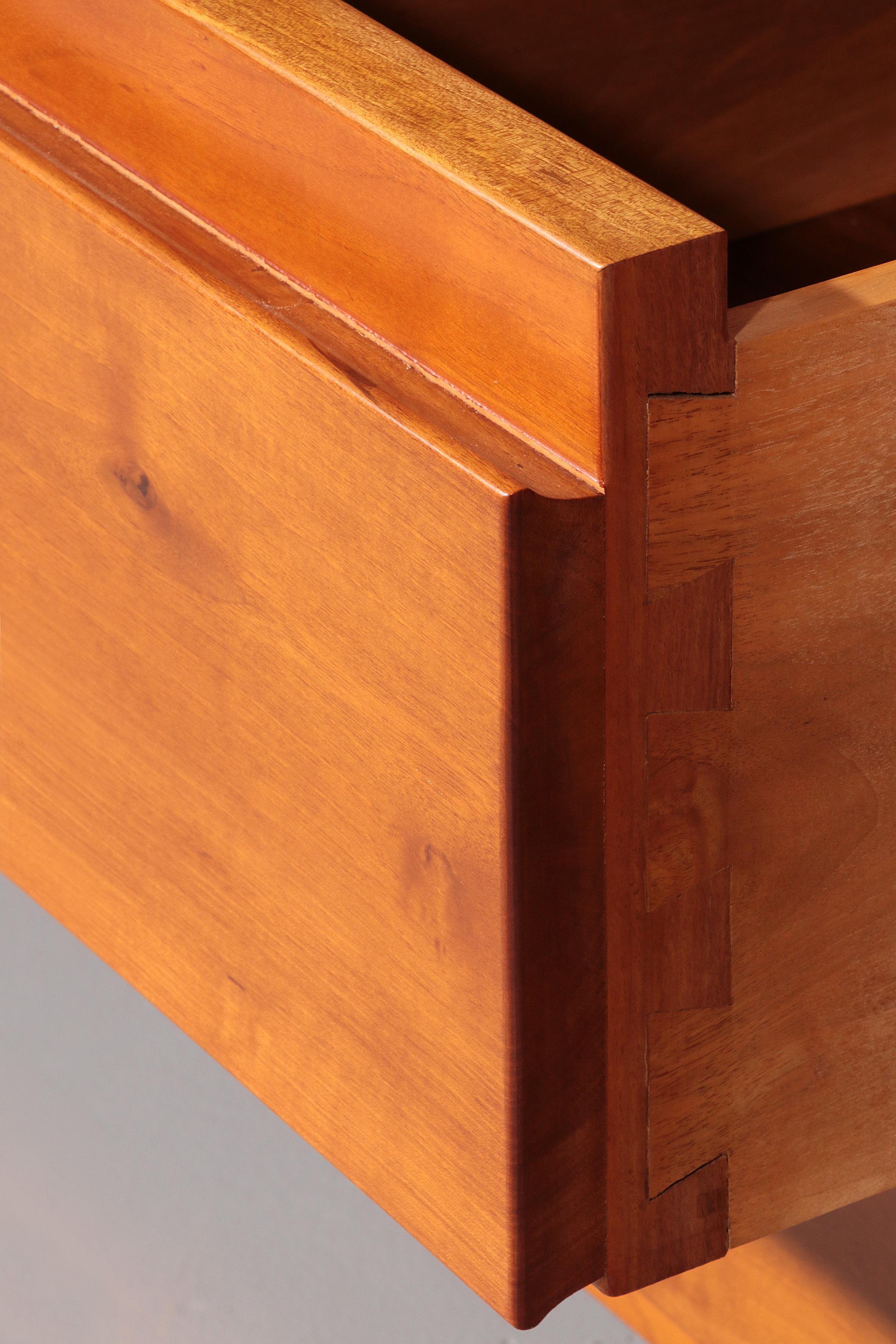 Credenza Torbecchia in noce di Giovanni Michelucci per Poltronova, 1964 in vendita 7