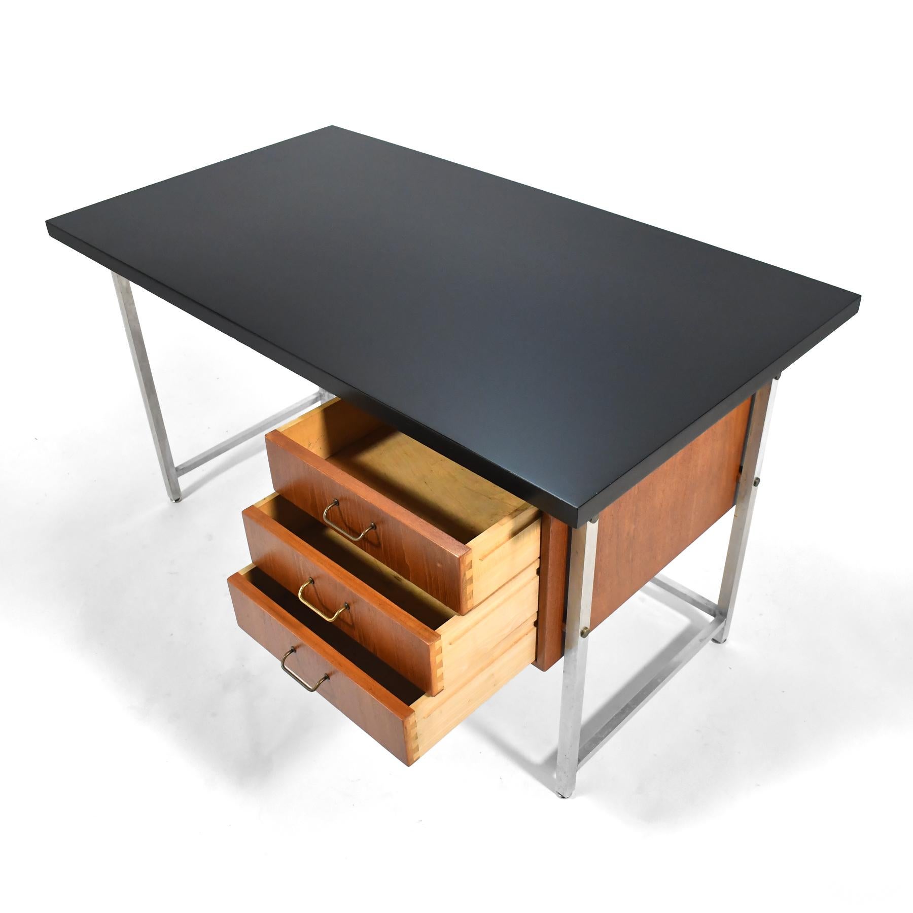 Torben Strandgaard Desk by Møbelfabriken Falster In Good Condition For Sale In Highland, IN
