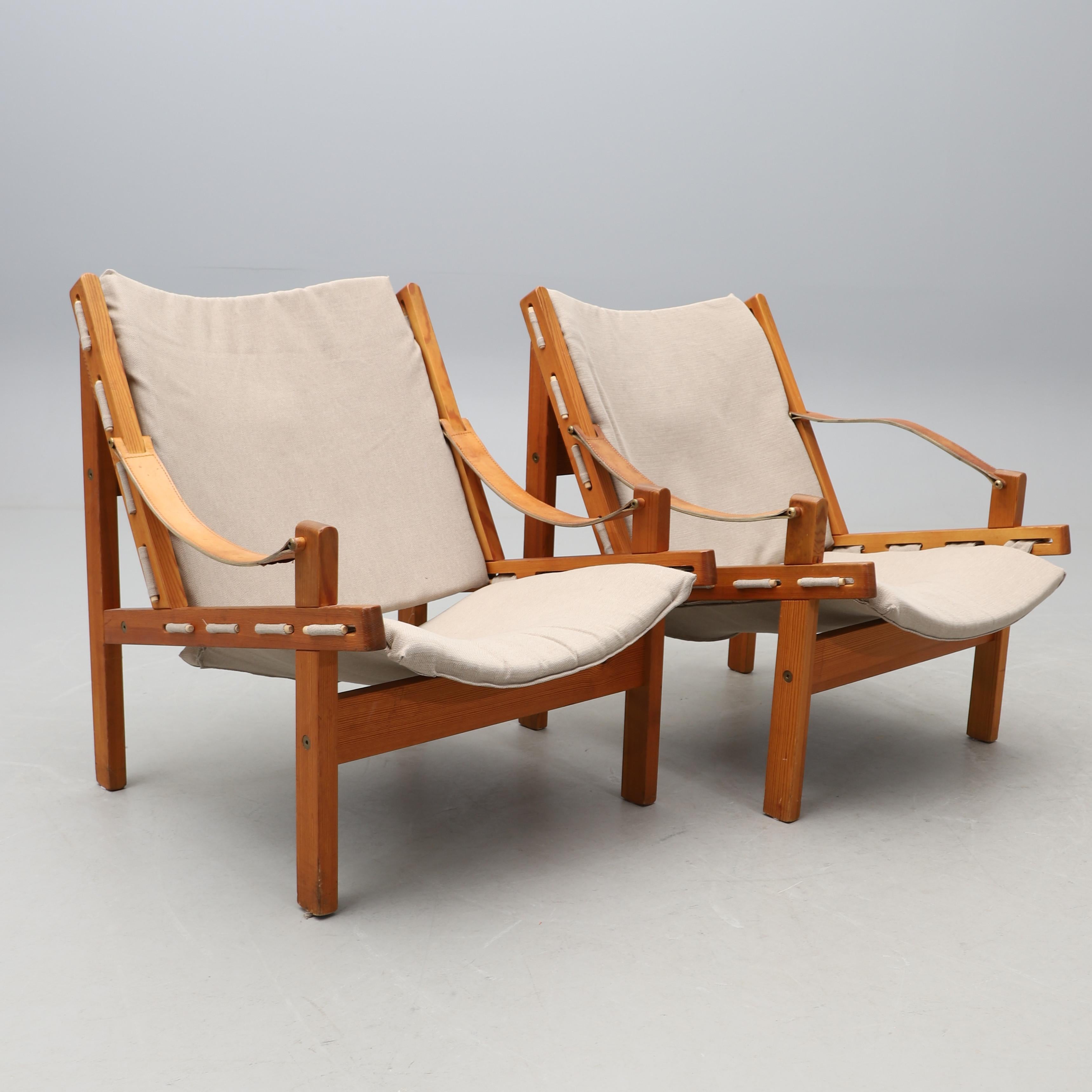 20ième siècle TORBJÖRN AFDAL paire de fauteuils safari 