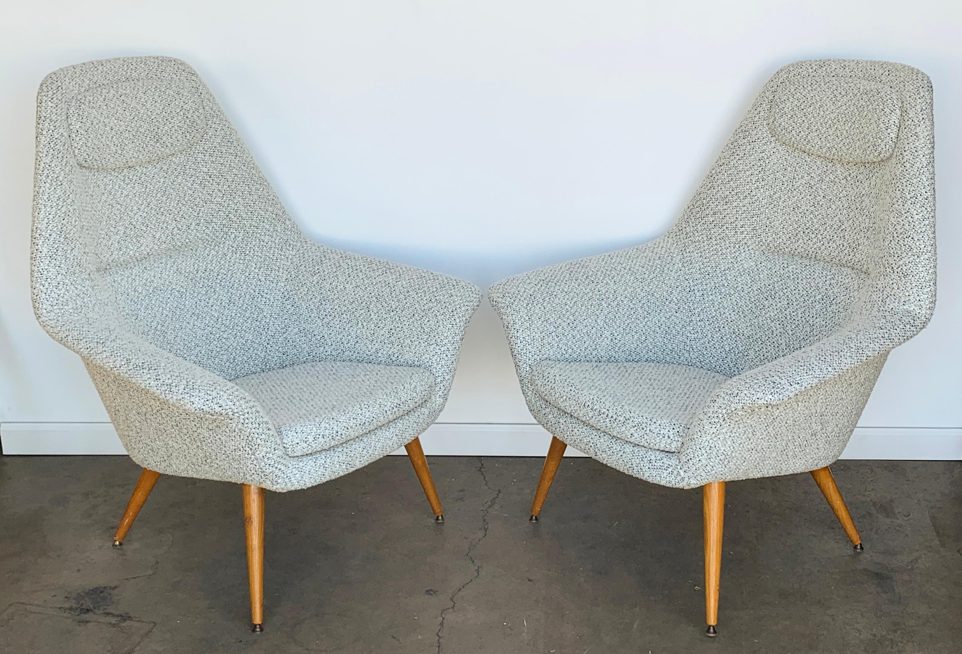Torbjorn Afdal Butterfly Chairs, 1950s In Good Condition In Culver City, CA