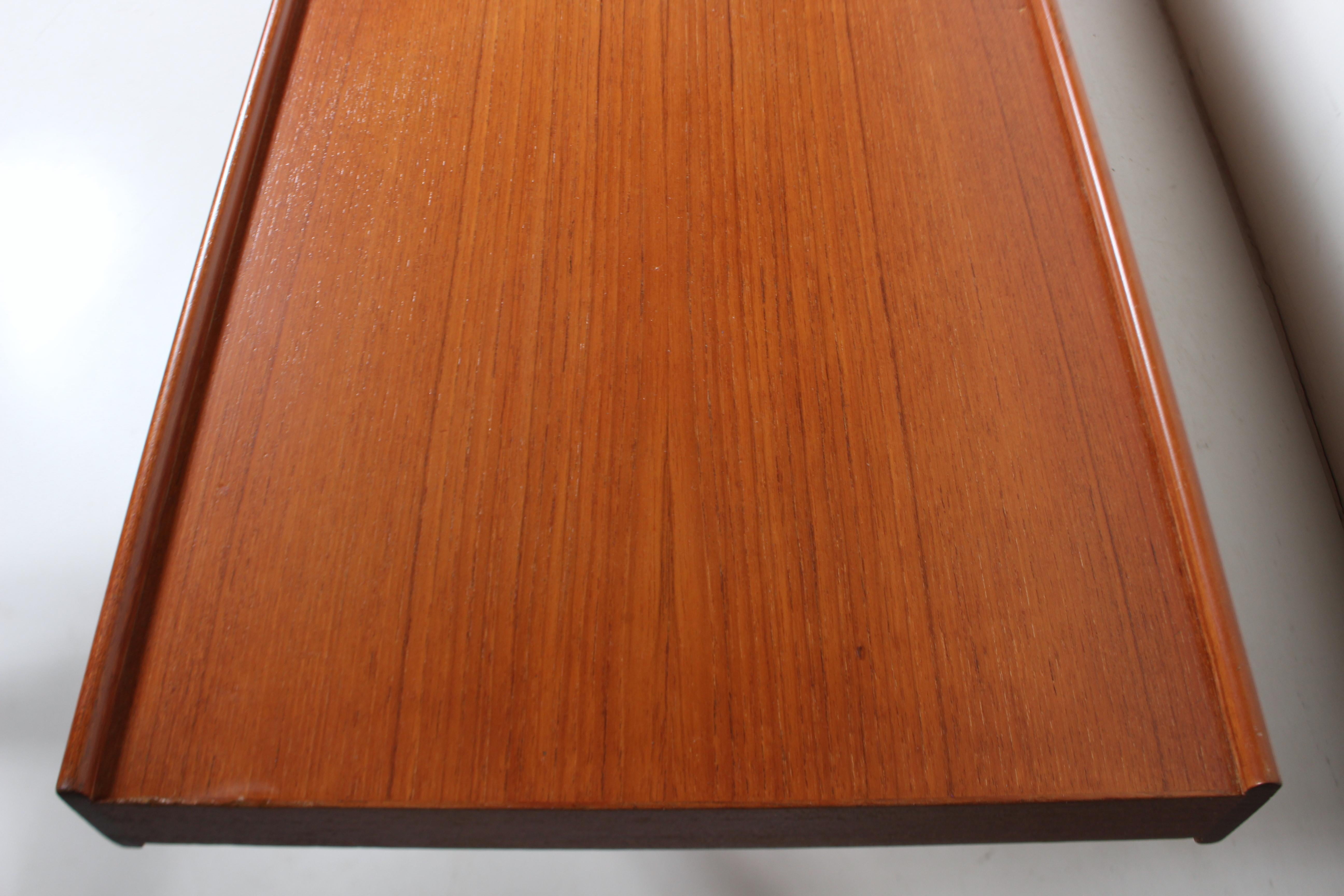 Table basse longue en teck 
