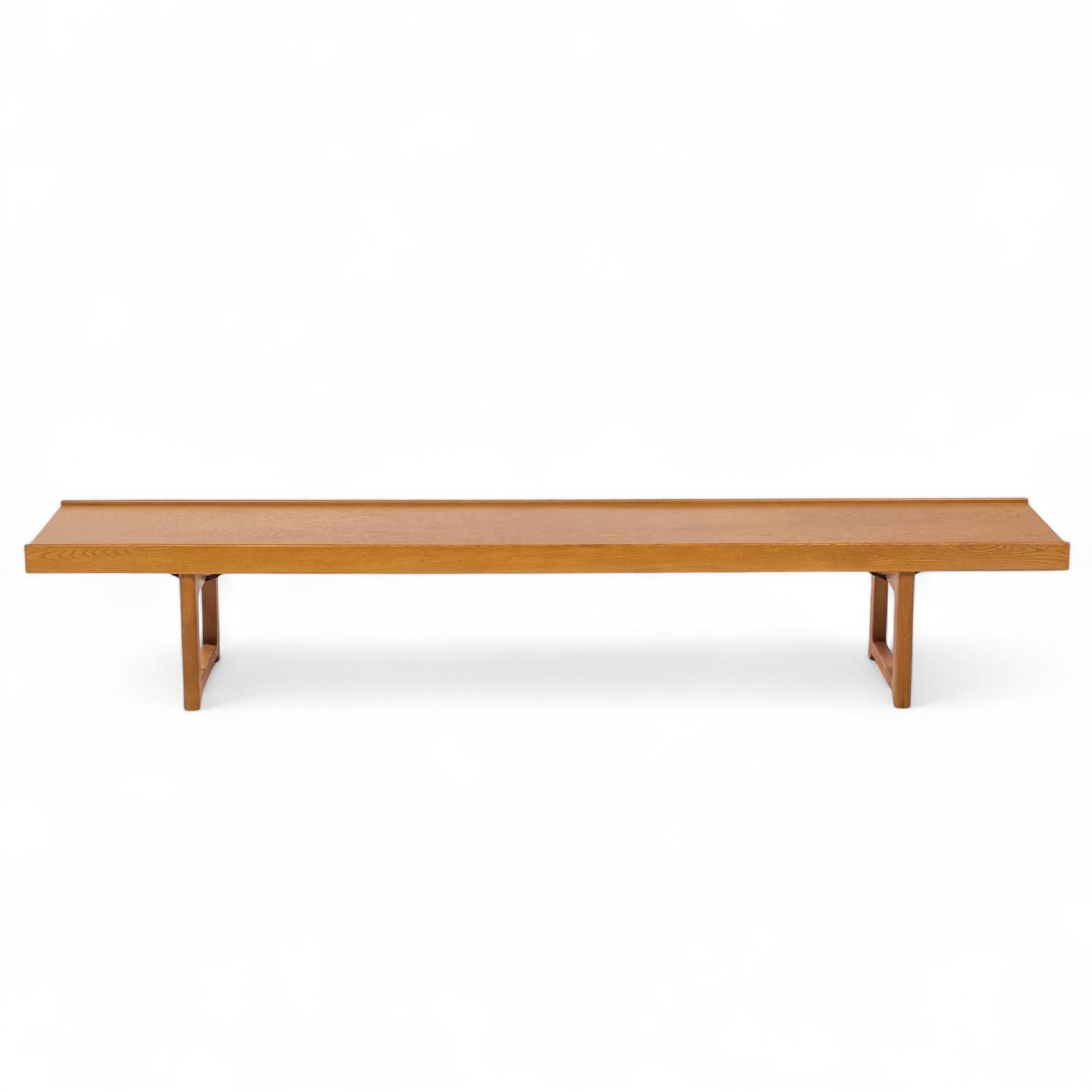 Torbjørn Afdal für Bruksbo Mid Century Danish Teak Krobo Bank (Teakholz) im Angebot