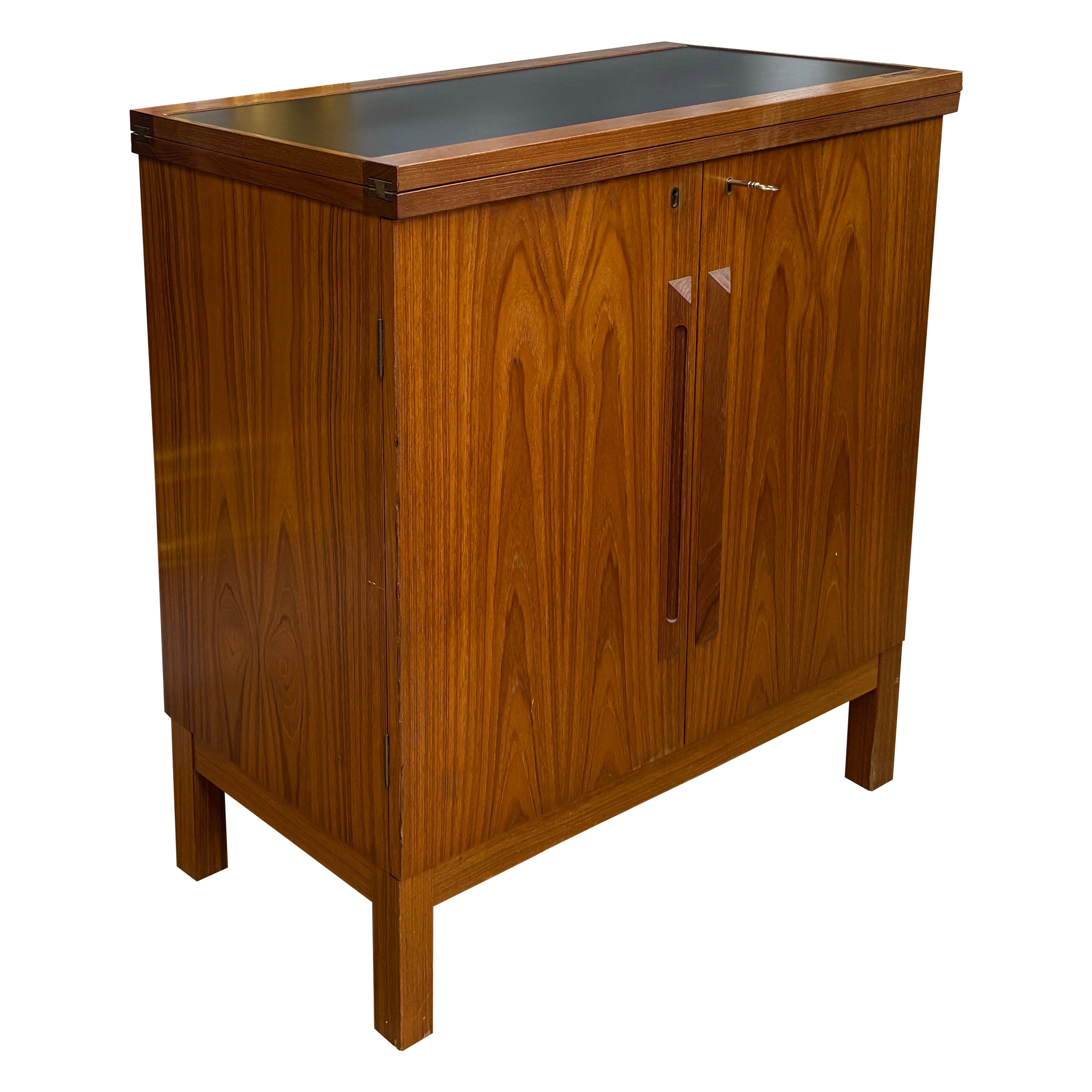Torbjørn Afdal for Scandinavian Modern Teak Bar Cabinet, Norway, Circa 1960s