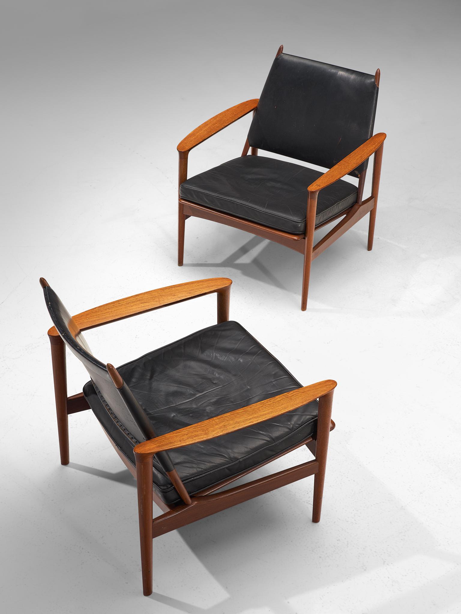 Torbjørn Afdal Pair of Armchairs in Teak and Black Leather, Norway, 1960s In Good Condition In Waalwijk, NL