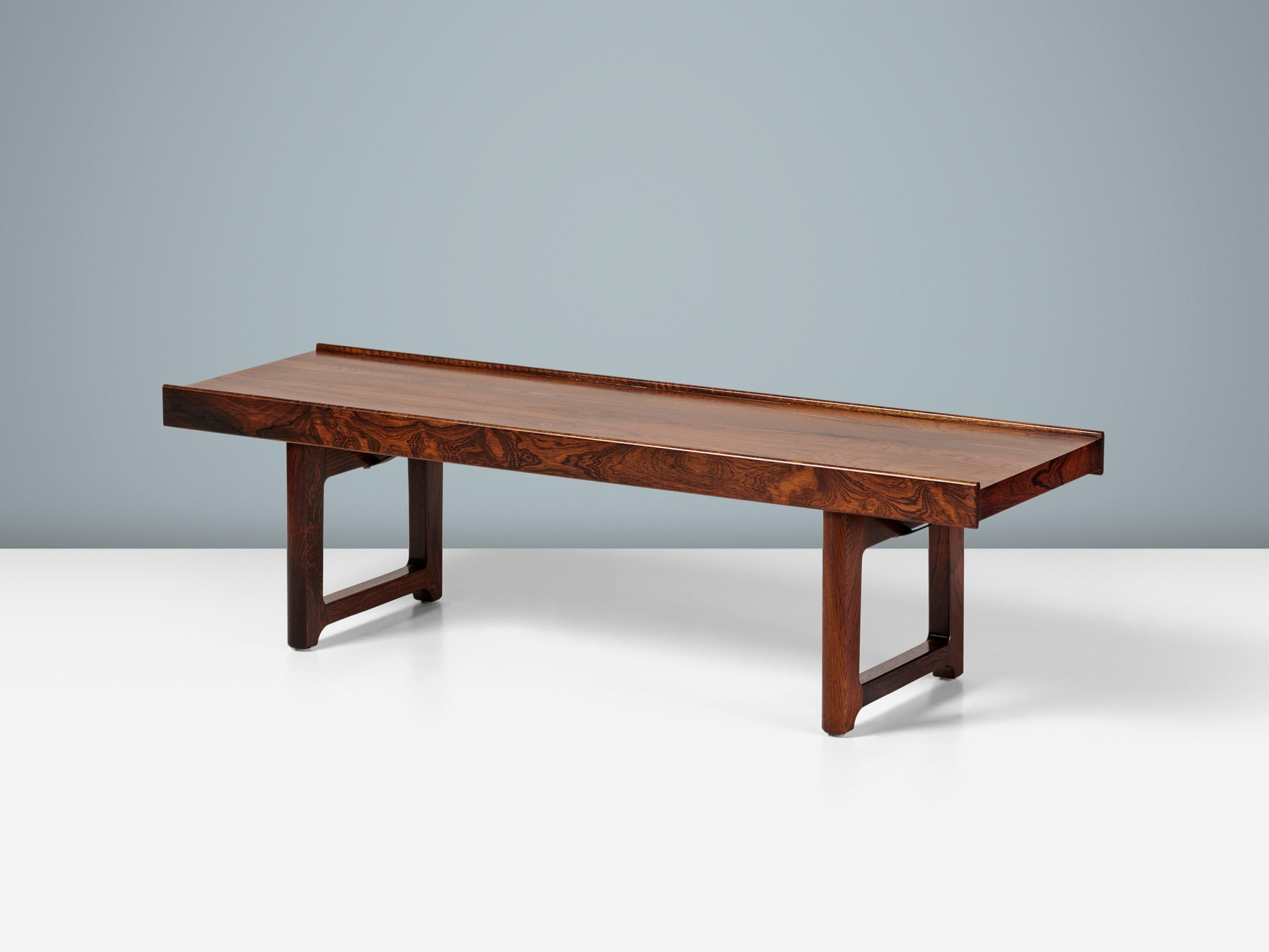 Scandinavo moderno Tavolo da panca di Torbjørn Afdal in legno di palissandro da 1,2 m, anni '60 circa in vendita