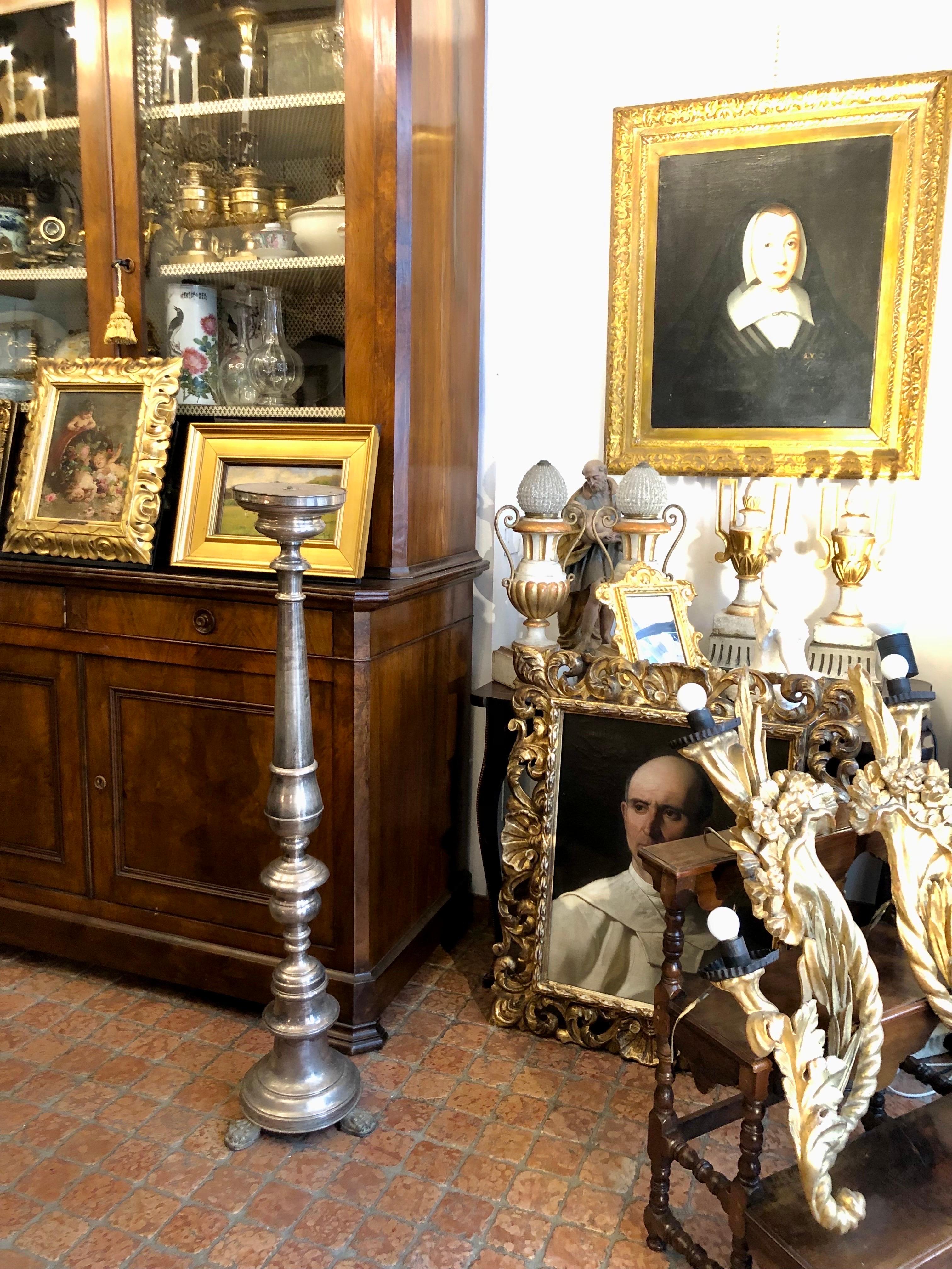 Neoclassico Torcera Da Terra Italiana In Lastra di Ottone Argentato 20 Secolo in vendita