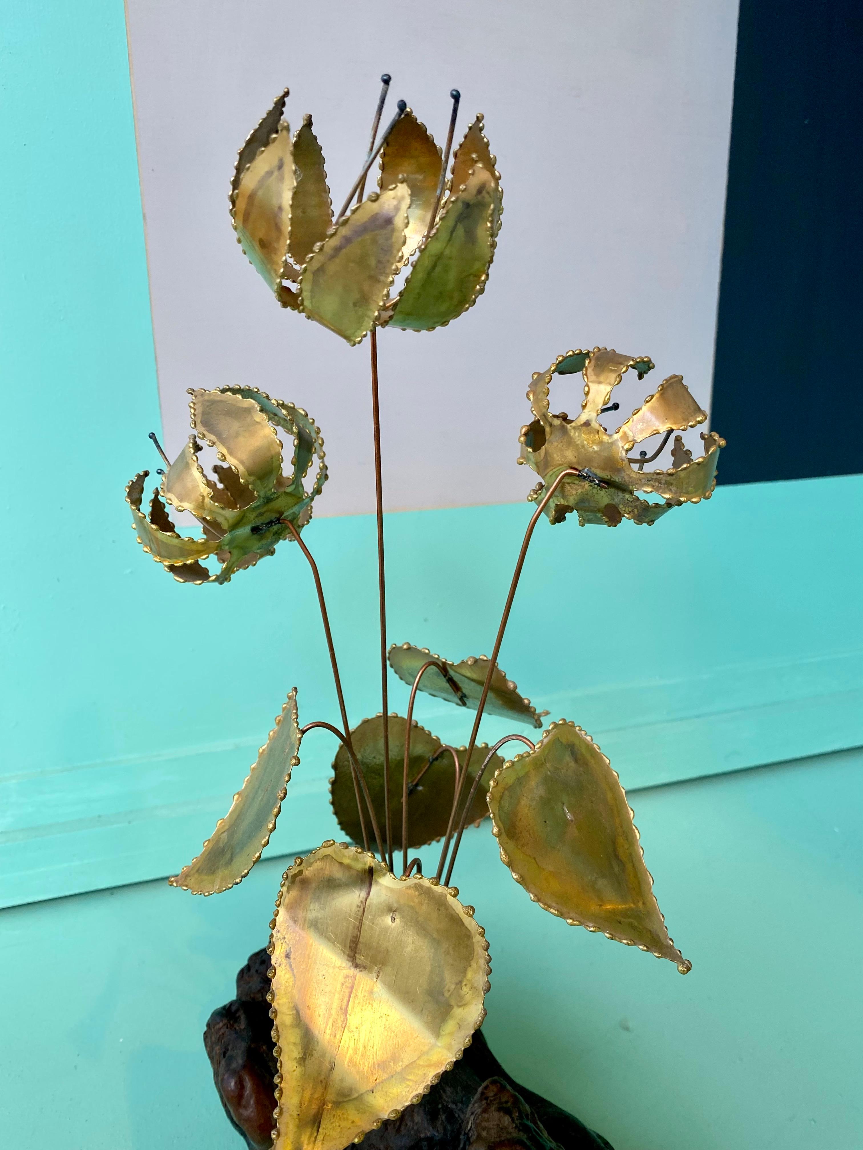 Brutalist Brass Bonsai Ikebana Lily Flower Sculpture by Gerd Scharrelmann 1970s en venta 8