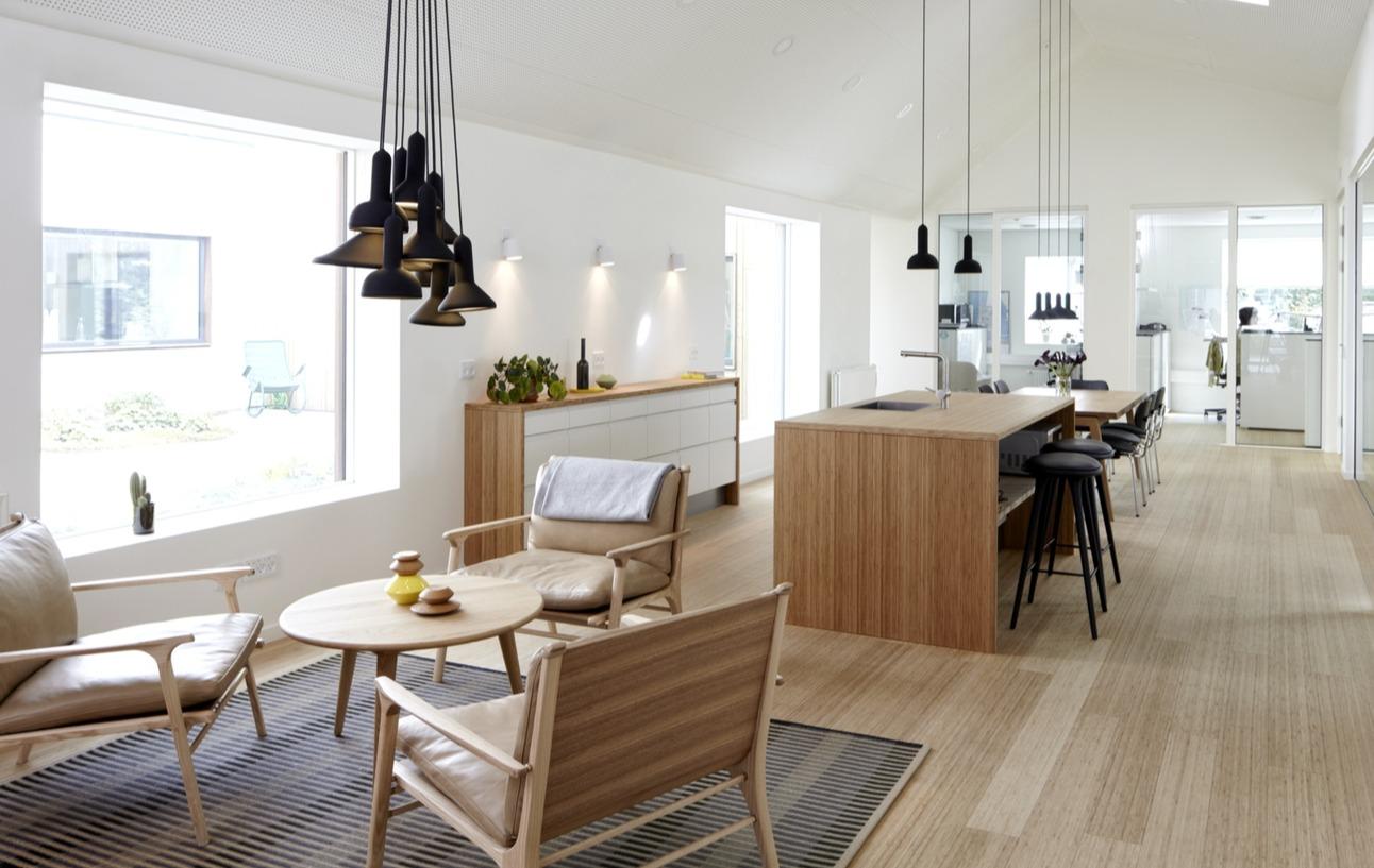 Contemporary Torch Light Pendant S5 Bunch L1400 Red by Established & Sons Sylvain Willenz For Sale