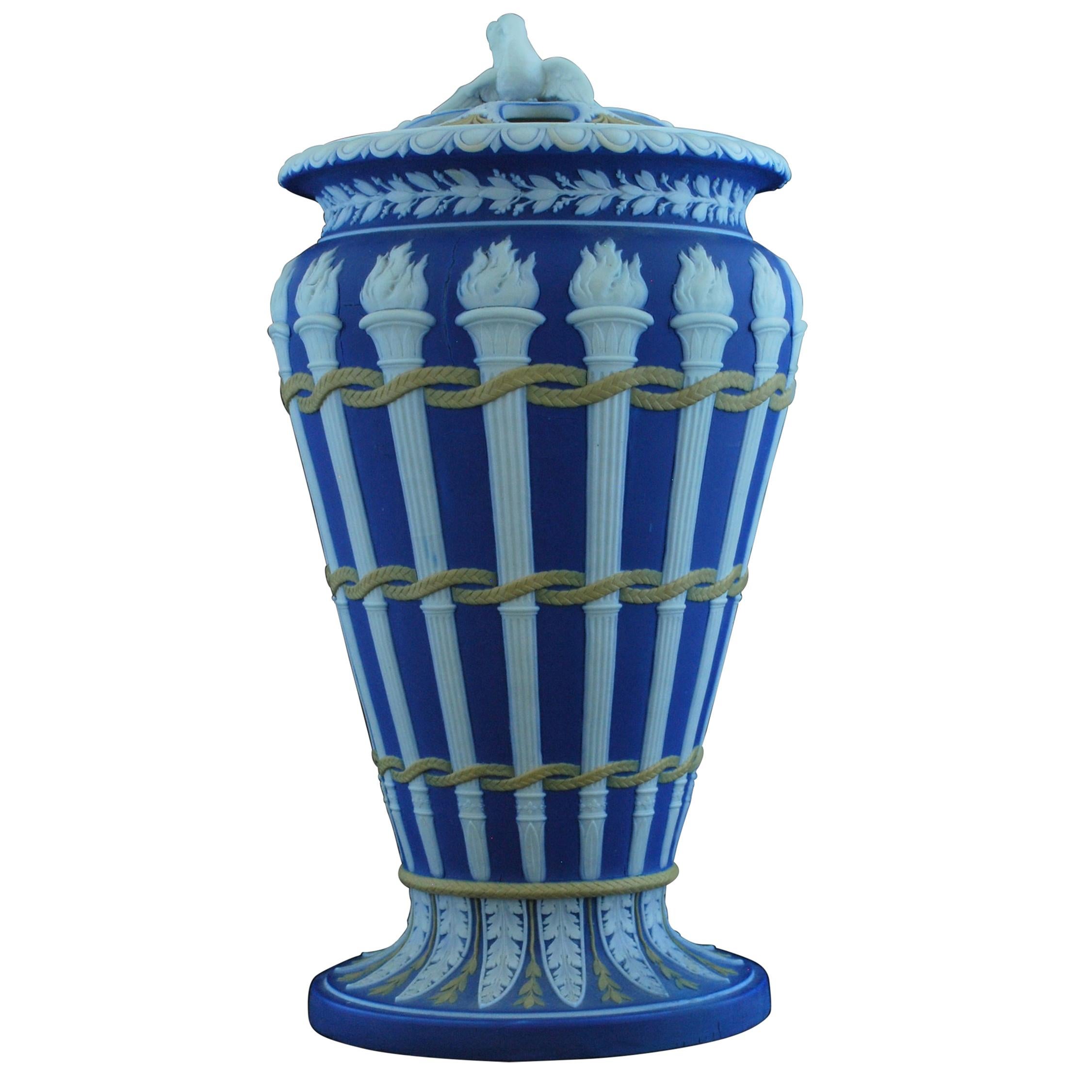 Vase torche:: Wedgwood:: vers 1820