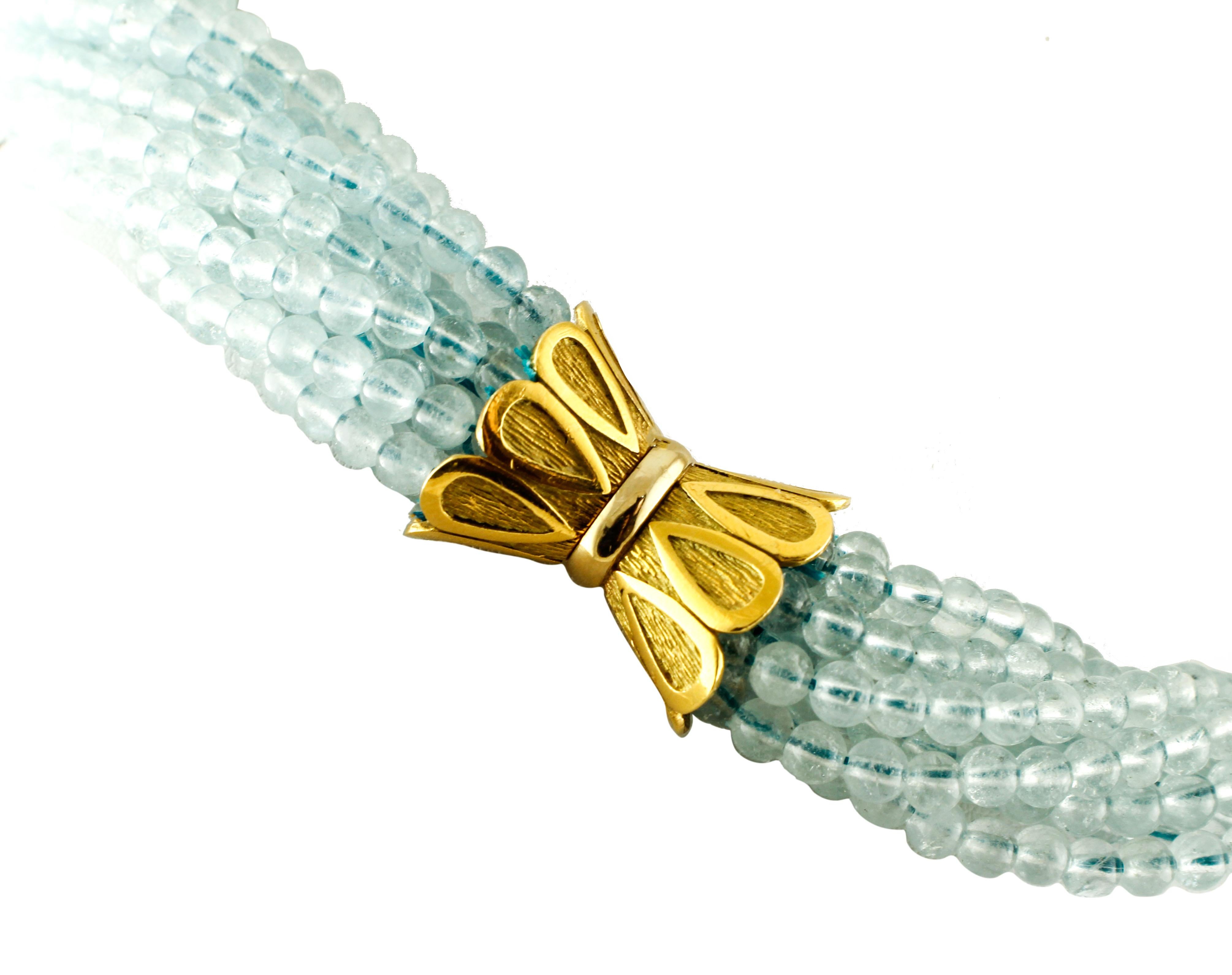 Retro Torchon Aquamarine Necklace with 18 Karat Yellow Gold Closure