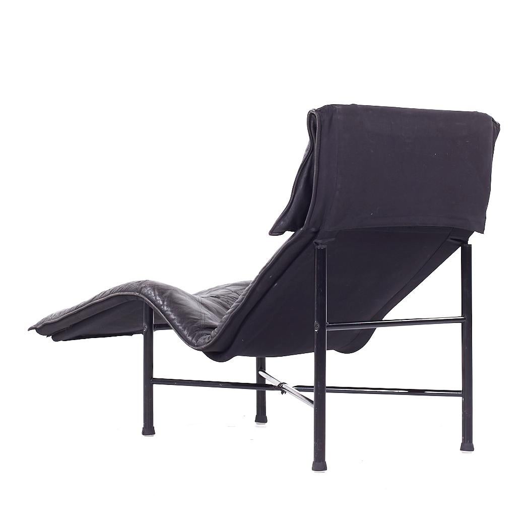 Late 20th Century Tord Bjorklund for Ikea Mid Century Black Leather Chaise For Sale