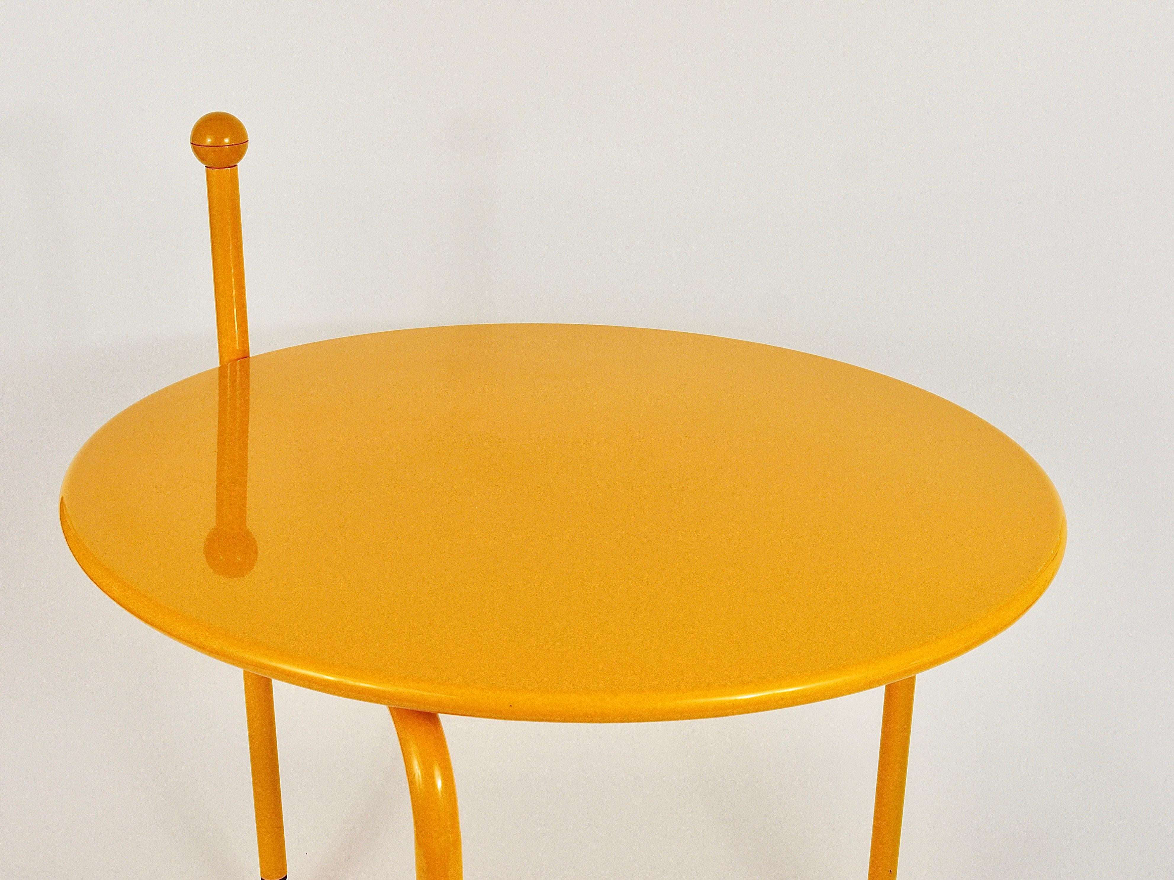 Tord Bjorklund Post-modern Side or Coffee Table, Memphis Style, Sweden, 1980s For Sale 1