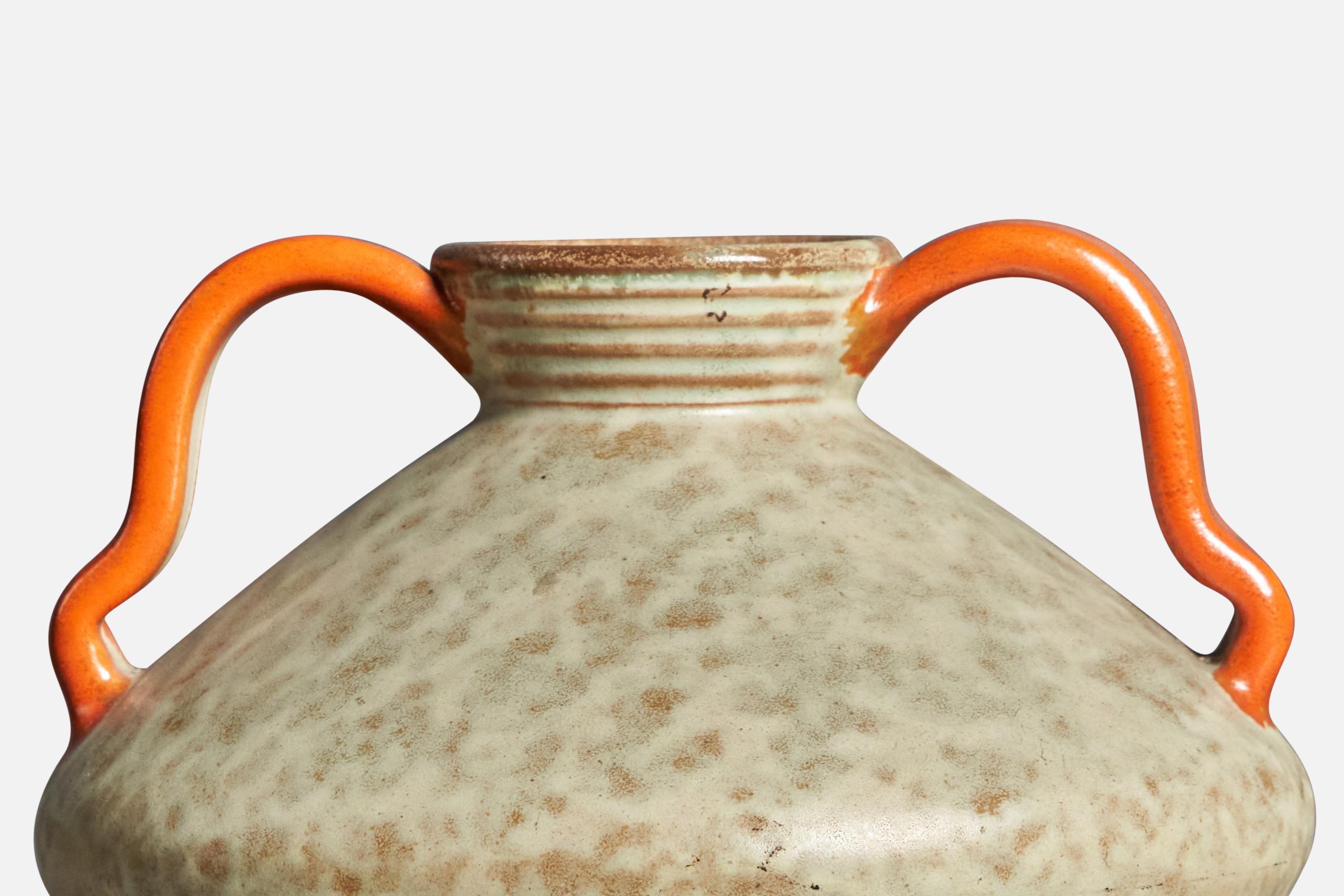 Töreboda Keramik, Vase, Earthenware, Sweden, 1930s In Good Condition For Sale In High Point, NC